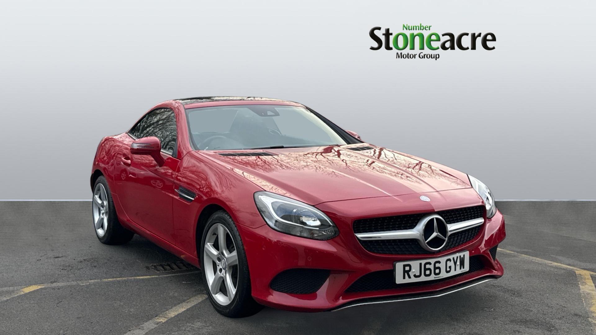 Mercedes-Benz SLC 2.0 SLC200 Sport G-Tronic Euro 6 (s/s) 2dr RJ66GYW Image 1