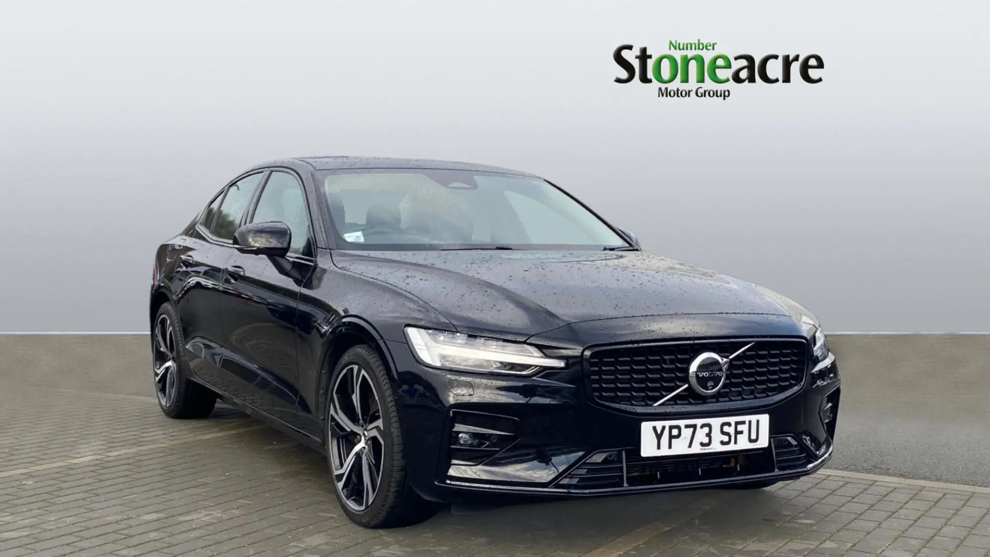 Volvo S60 2.0 B5 MHEV Ultimate Auto AWD Euro 6 (s/s) 4dr YP73SFU Image 1