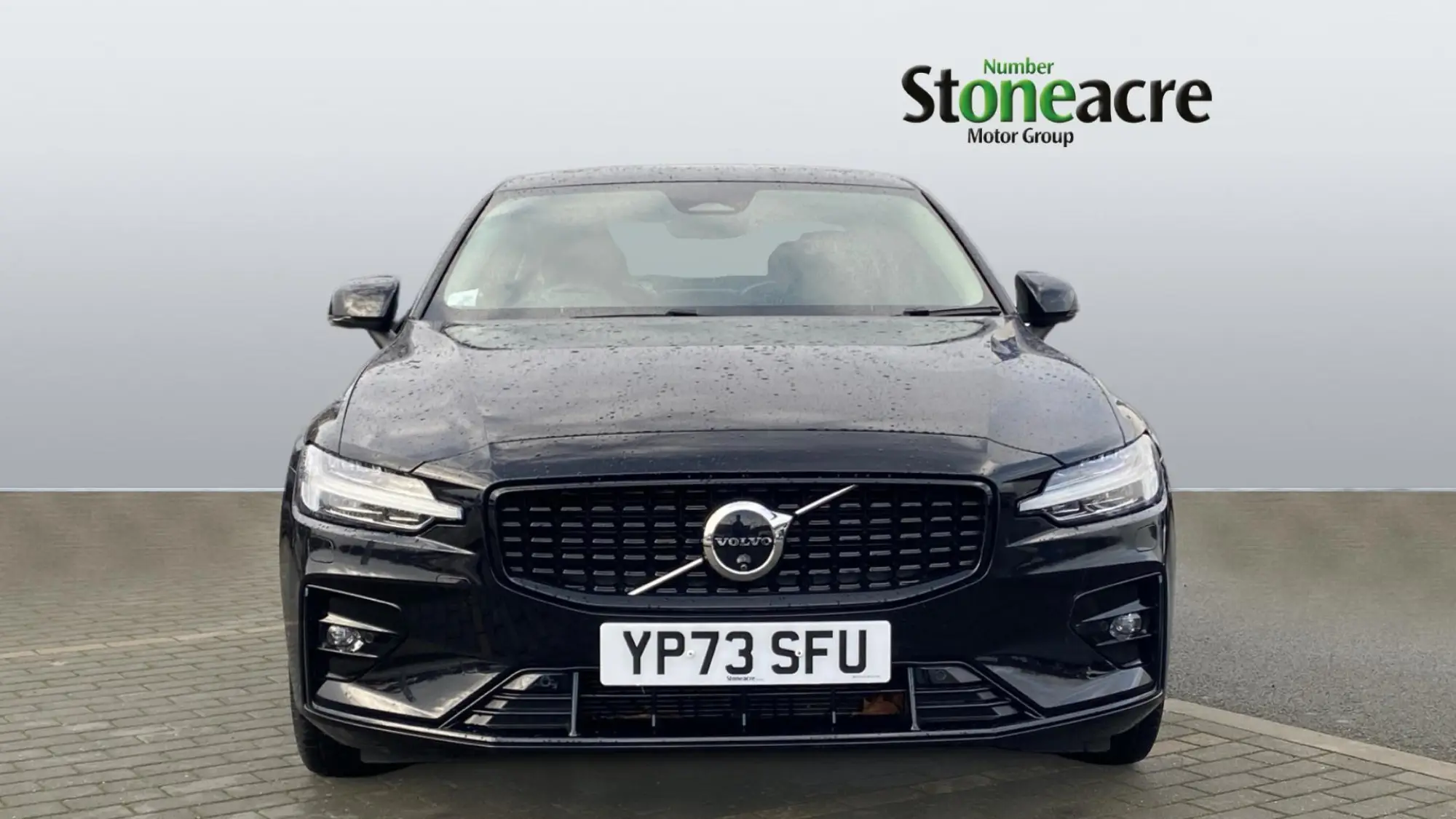 Volvo S60 2.0 B5 MHEV Ultimate Auto AWD Euro 6 (s/s) 4dr YP73SFU Image 2