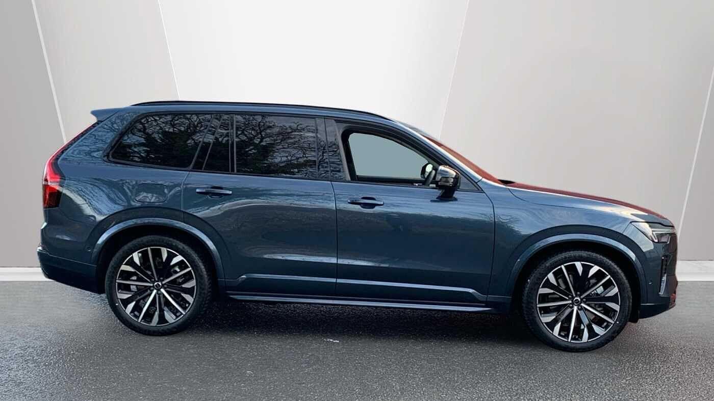 Volvo XC90 2.0 T8 18.8kWh Ultra Dark Auto 4WD Euro 6 (s/s) 5dr NG75BKE Image 3