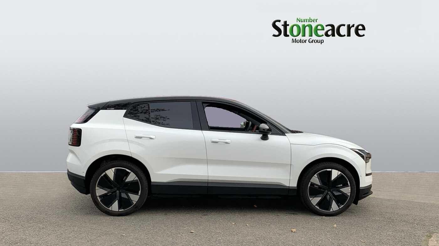 Volvo EX30 315kW Twin Motor Performance Ultra 69kWh 5dr Auto NL75HHE Image 3