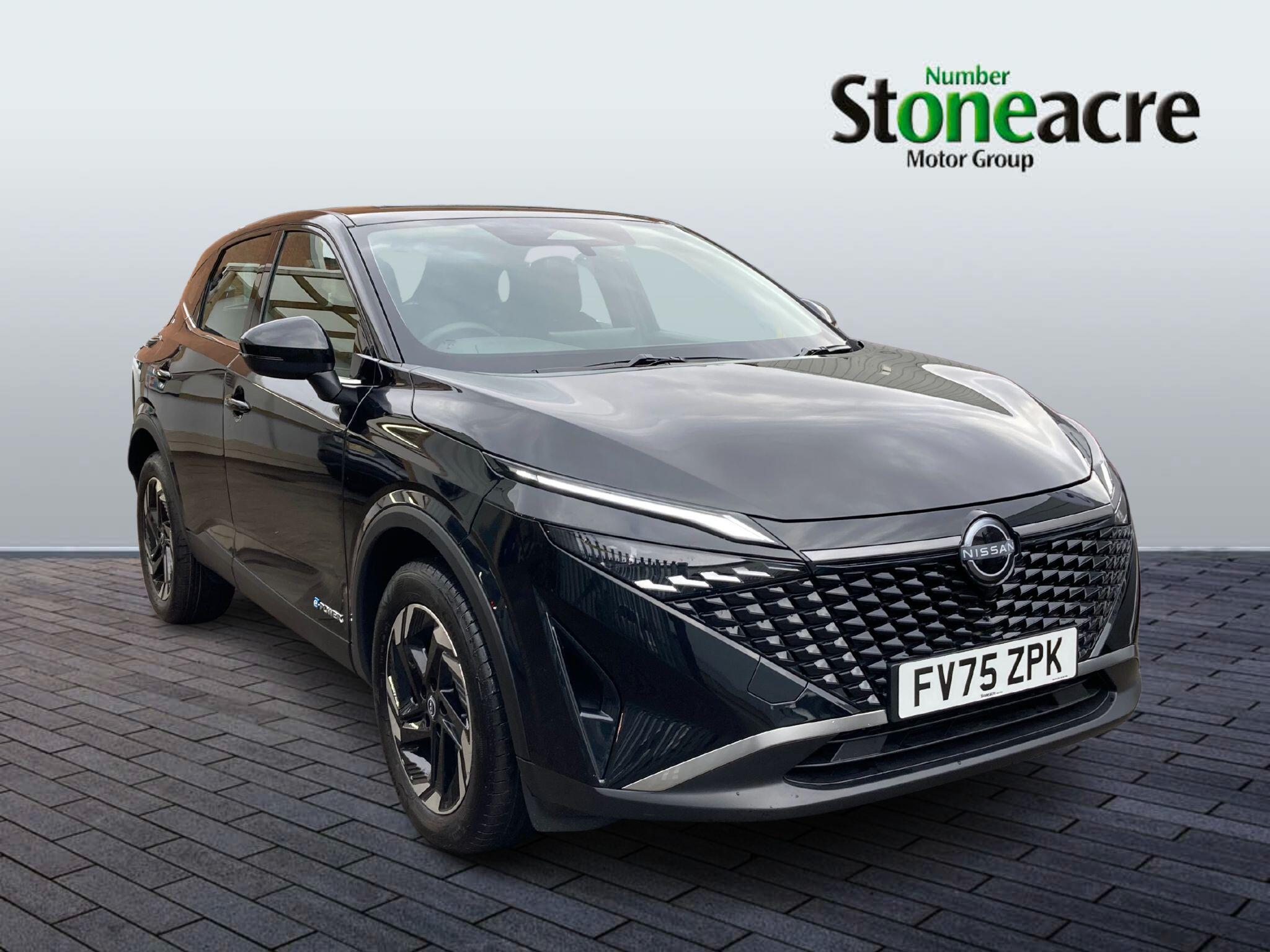 Nissan Qashqai with New e-POWER 1.5 h e-POWER Acenta Premium Auto Euro 6 (s/s) 5dr FV75ZPK Image 1