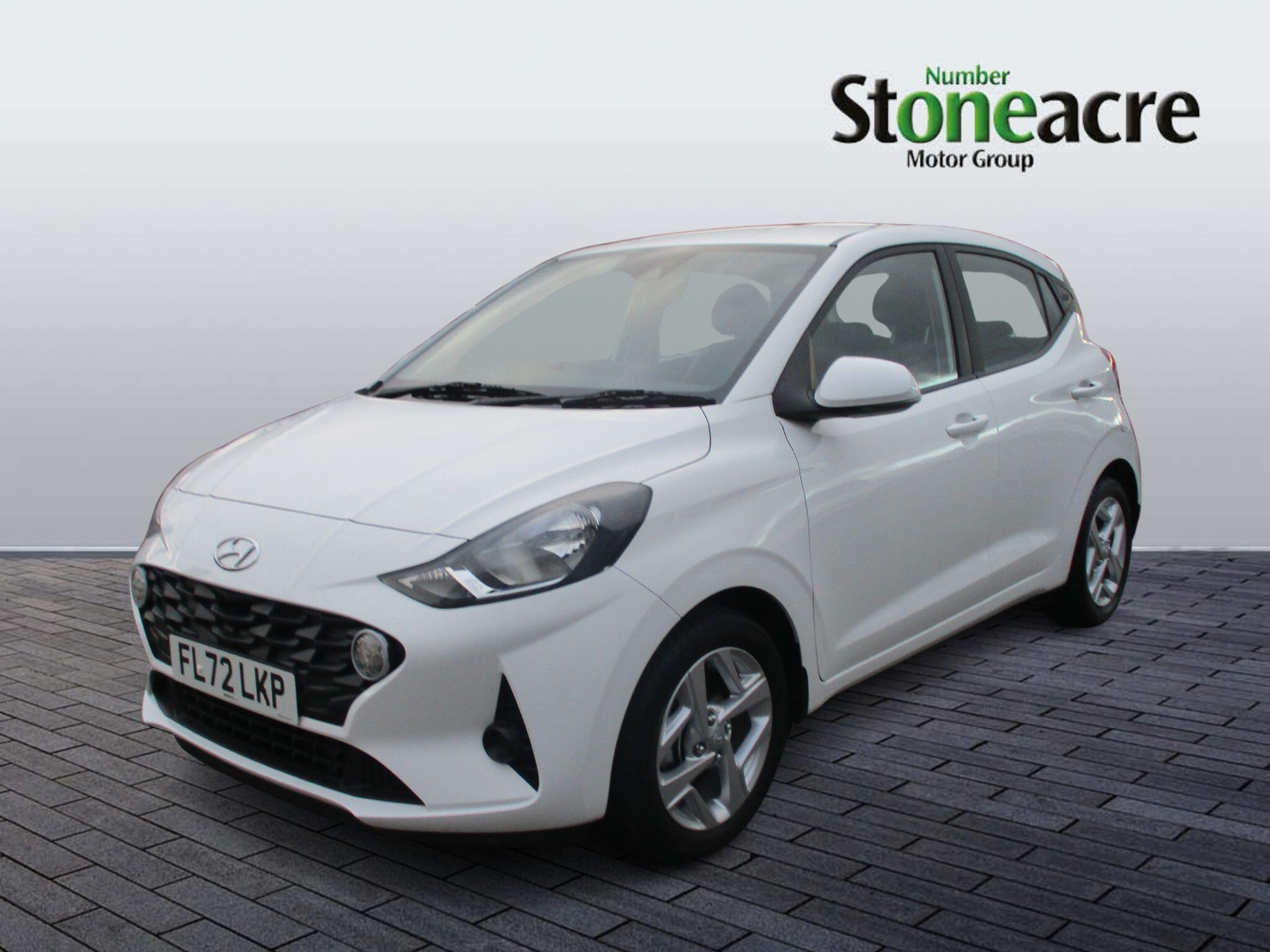 Hyundai i10 1.0 SE Connect Hatchback 5dr Petrol Manual Euro 6 (s/s) (67 ps) FL72LKP Image 3