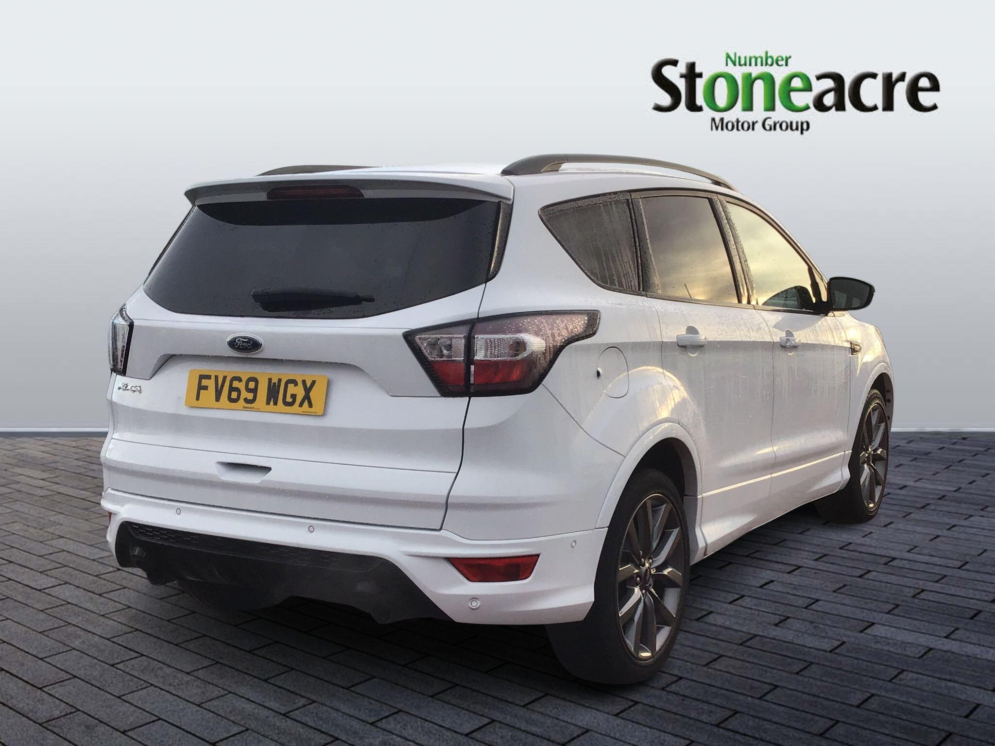 Ford Kuga 1.5T EcoBoost ST-Line Edition Euro 6 (s/s) 5dr FV69WGX Image 3