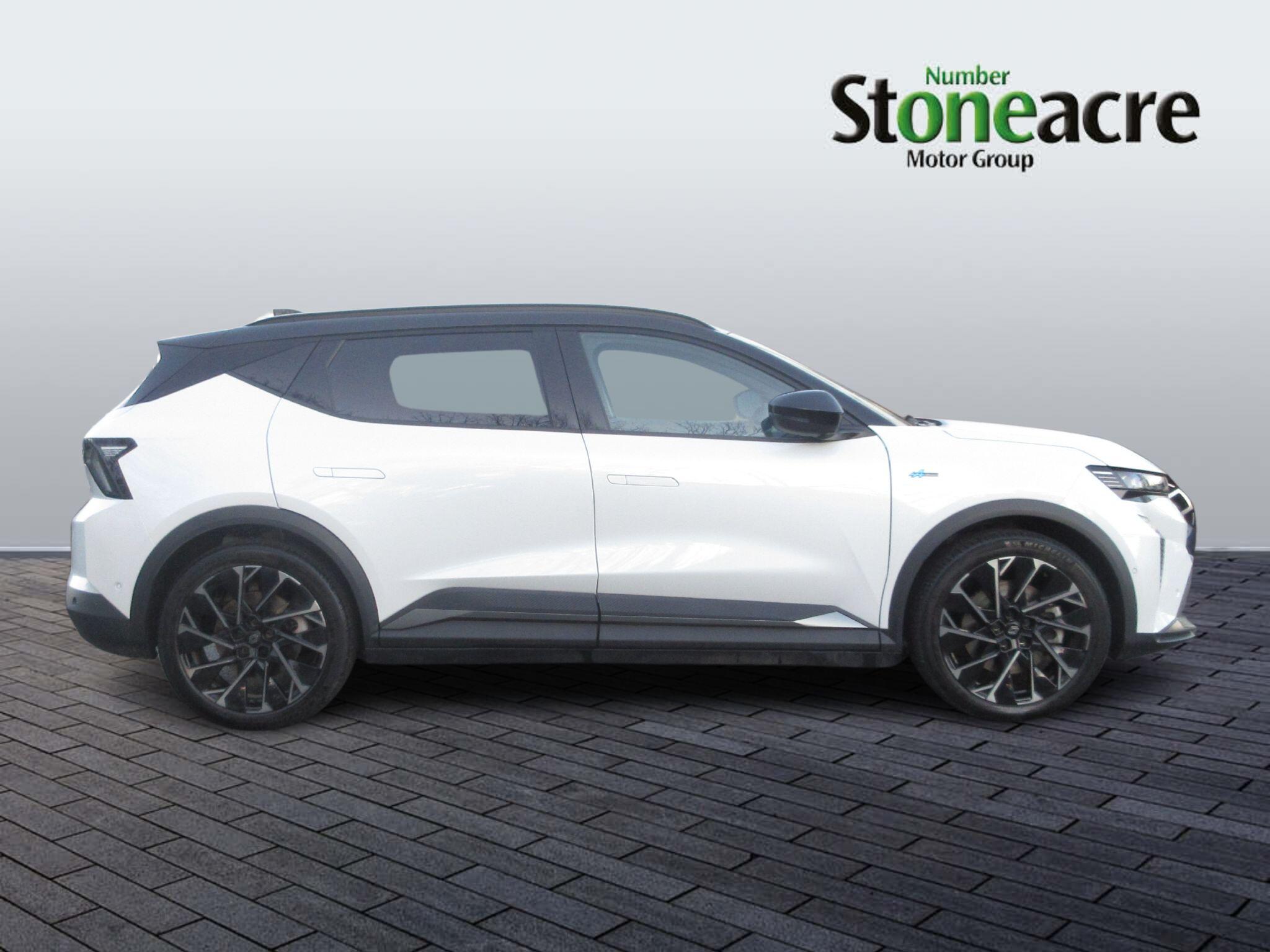 Renault Scenic E-TECH long range 87kWh techno esprit Alpine Auto 5dr NU75HTA Image 2