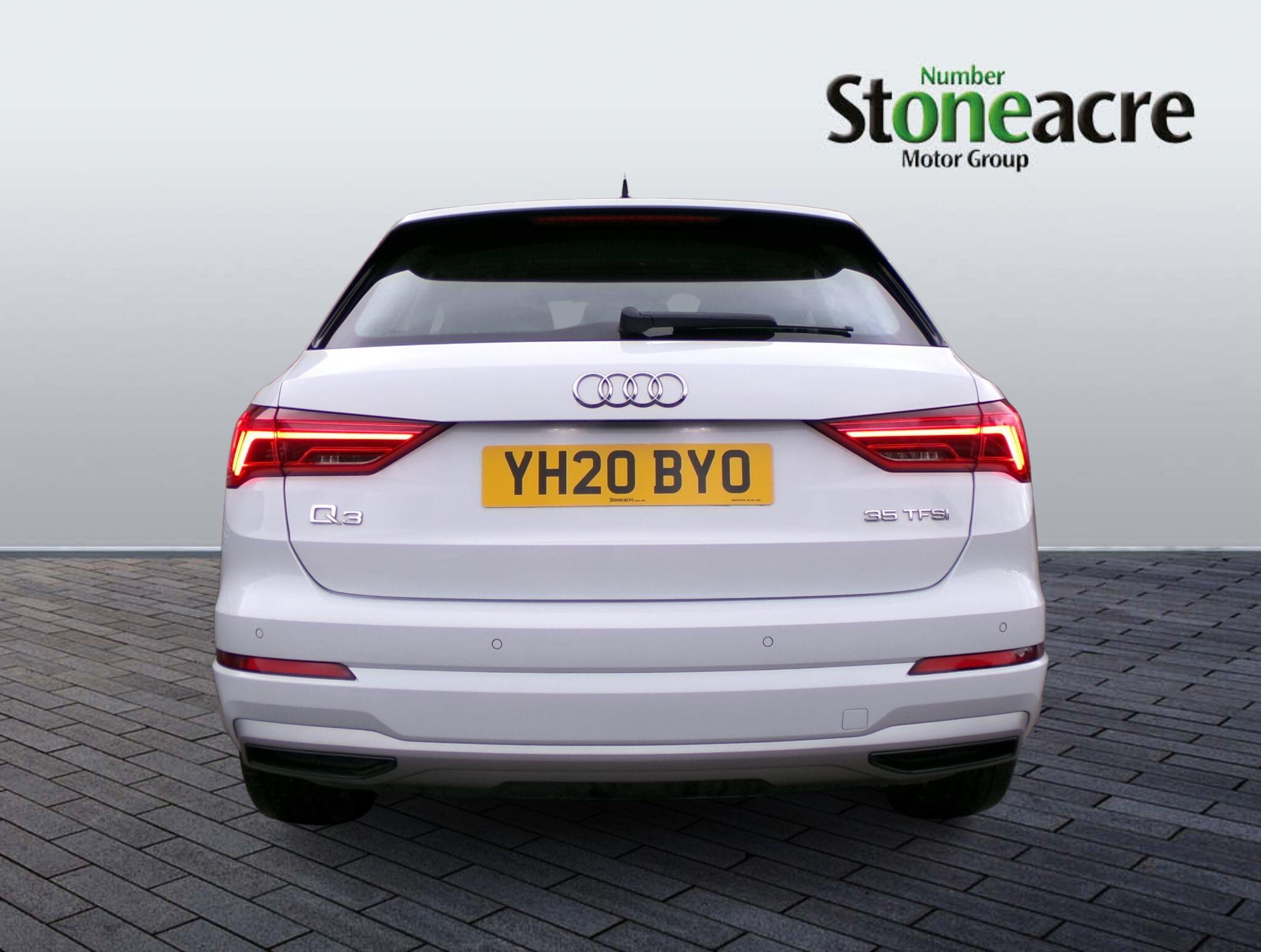 Audi Q3 1.5 TFSI CoD 35 Sport Euro 6 (s/s) 5dr YH20BYO Image 3
