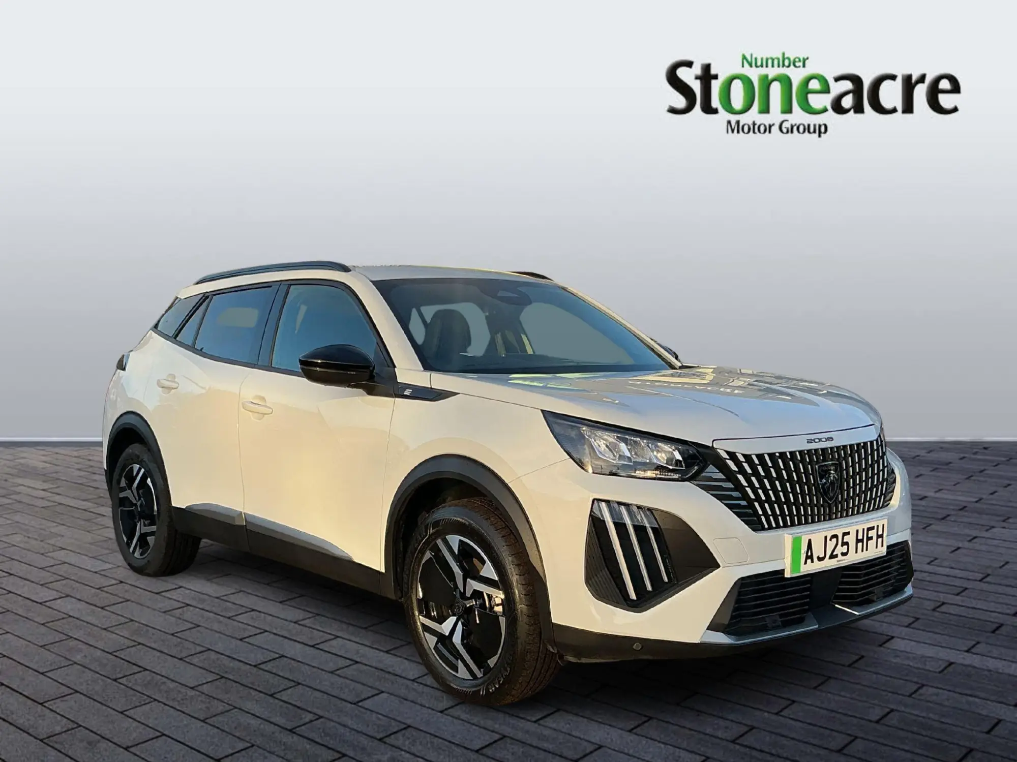 Peugeot E-2008 54kWh Allure Auto 5dr (7kW Charger) AJ25HFH Image 1