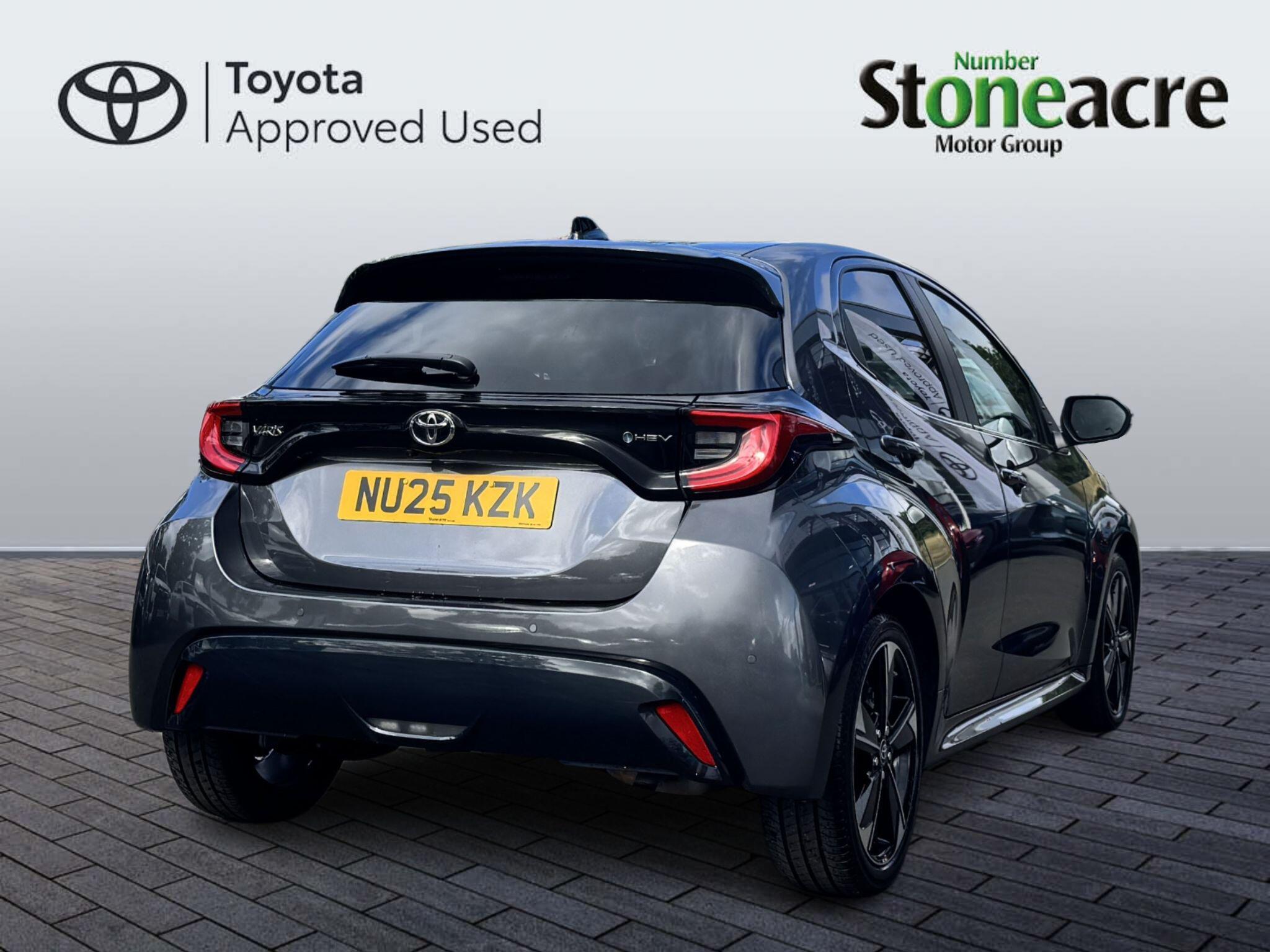 Toyota Yaris 1.5 VVT-h Excel E-CVT Euro 6 (s/s) 5dr NU25KZK Image 3