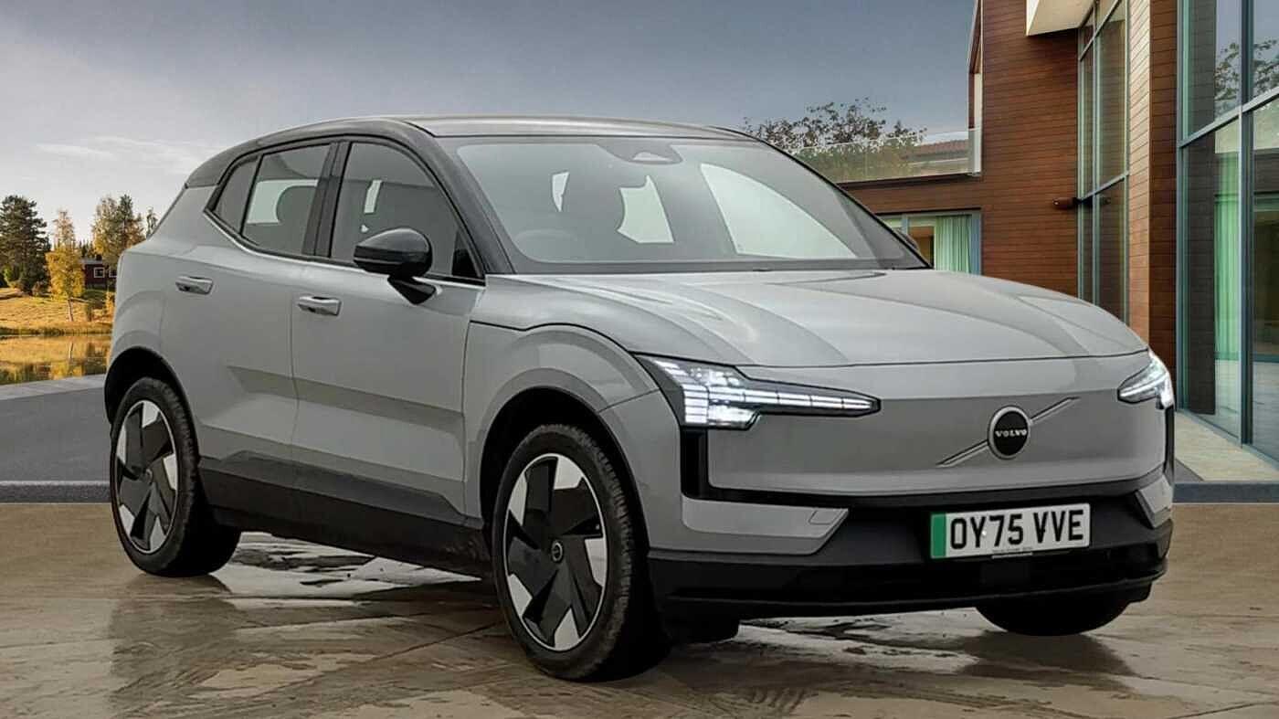 Volvo EX30 200kW SM Extended Range Plus 69kWh 5dr Auto OY75VVE Image 1