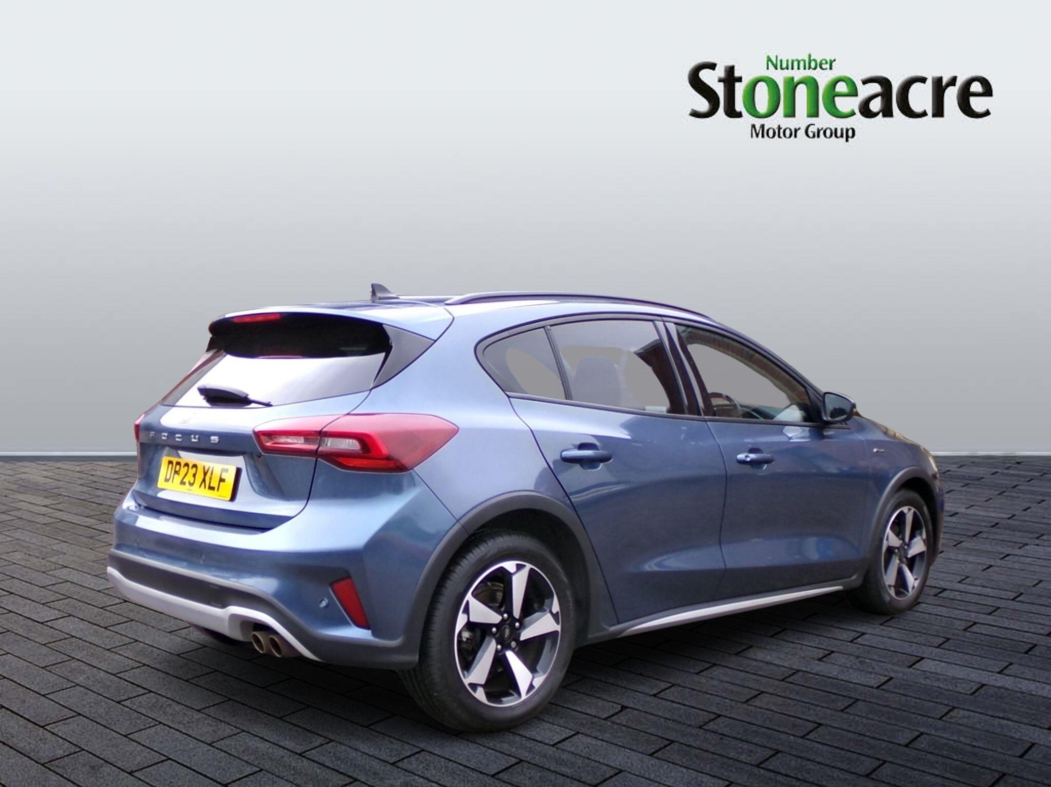 Ford Focus 1.0T EcoBoost Active Euro 6 (s/s) 5dr DP23XLF Image 2