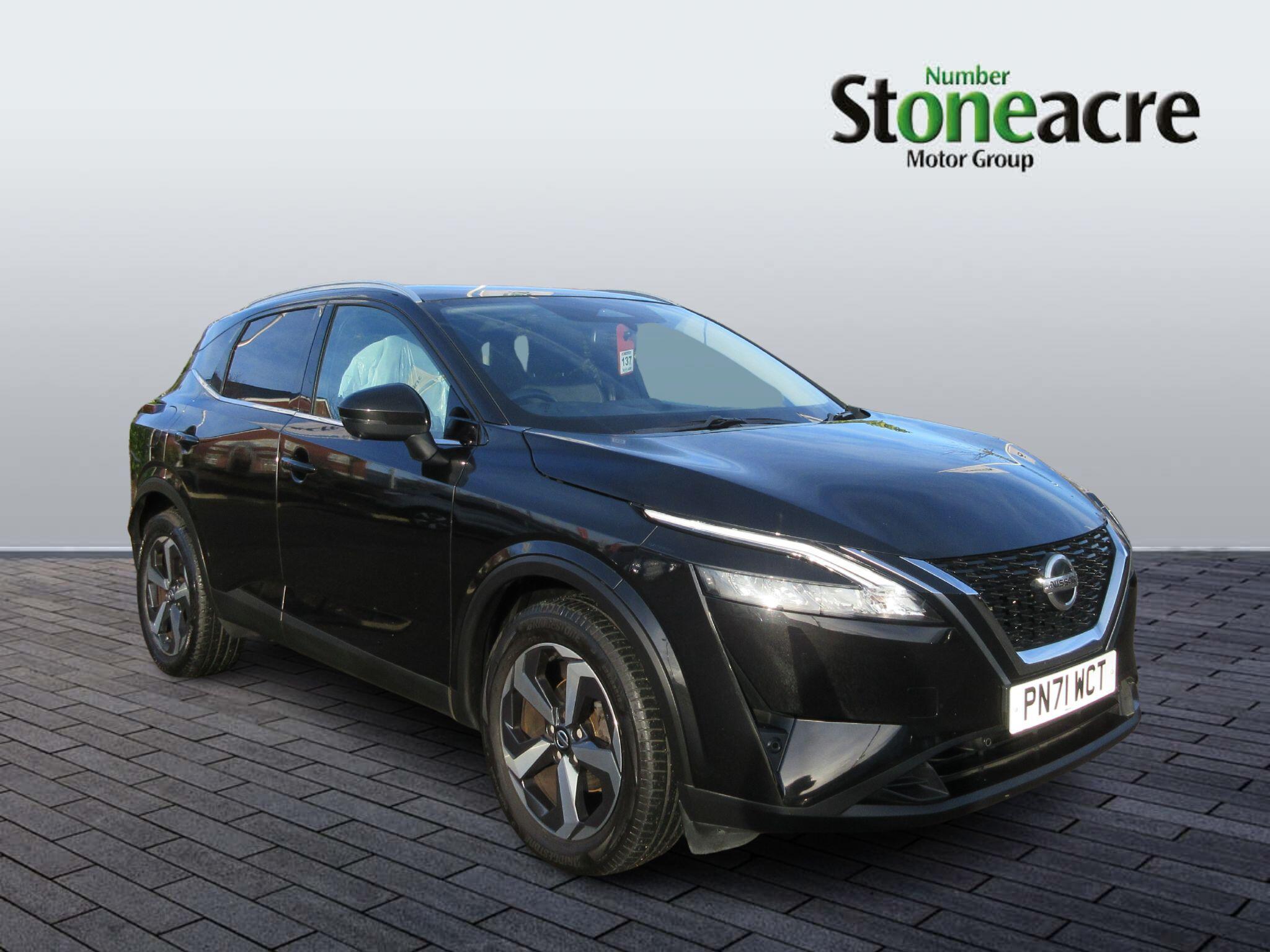 Nissan Qashqai 1.3 DiG-T MH N-Connecta 5dr PN71WCT Image 1