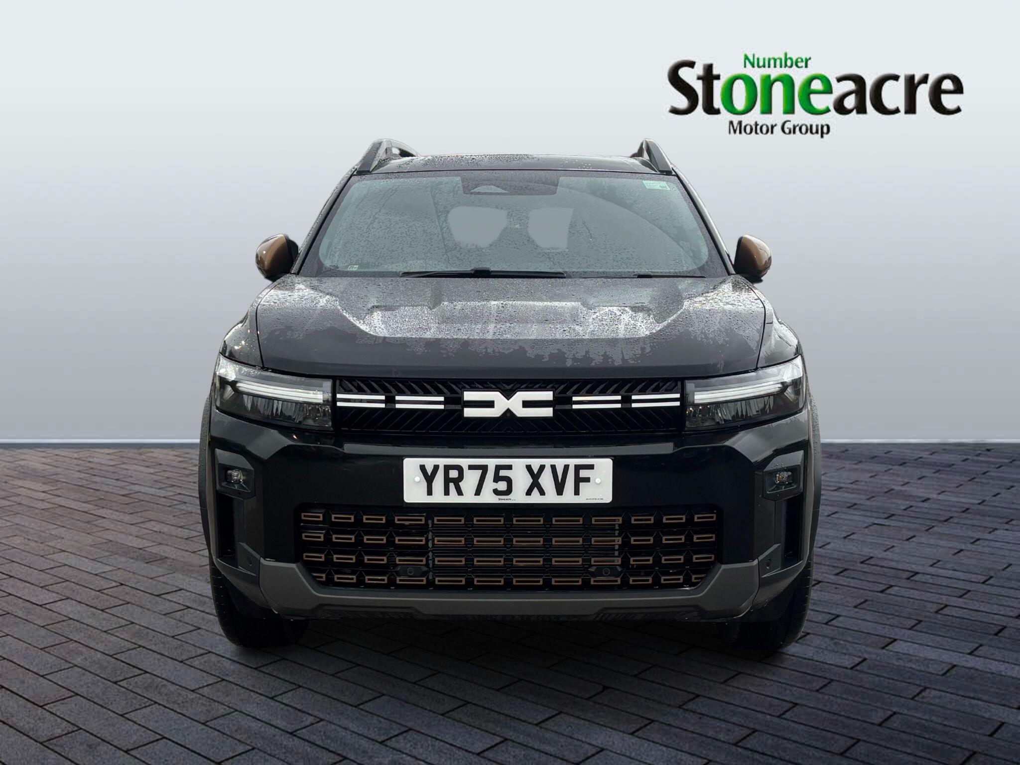 Dacia Bigster 1.8 EXTREME Auto Euro 6 (s/s) 5dr YR75XVF Image 2