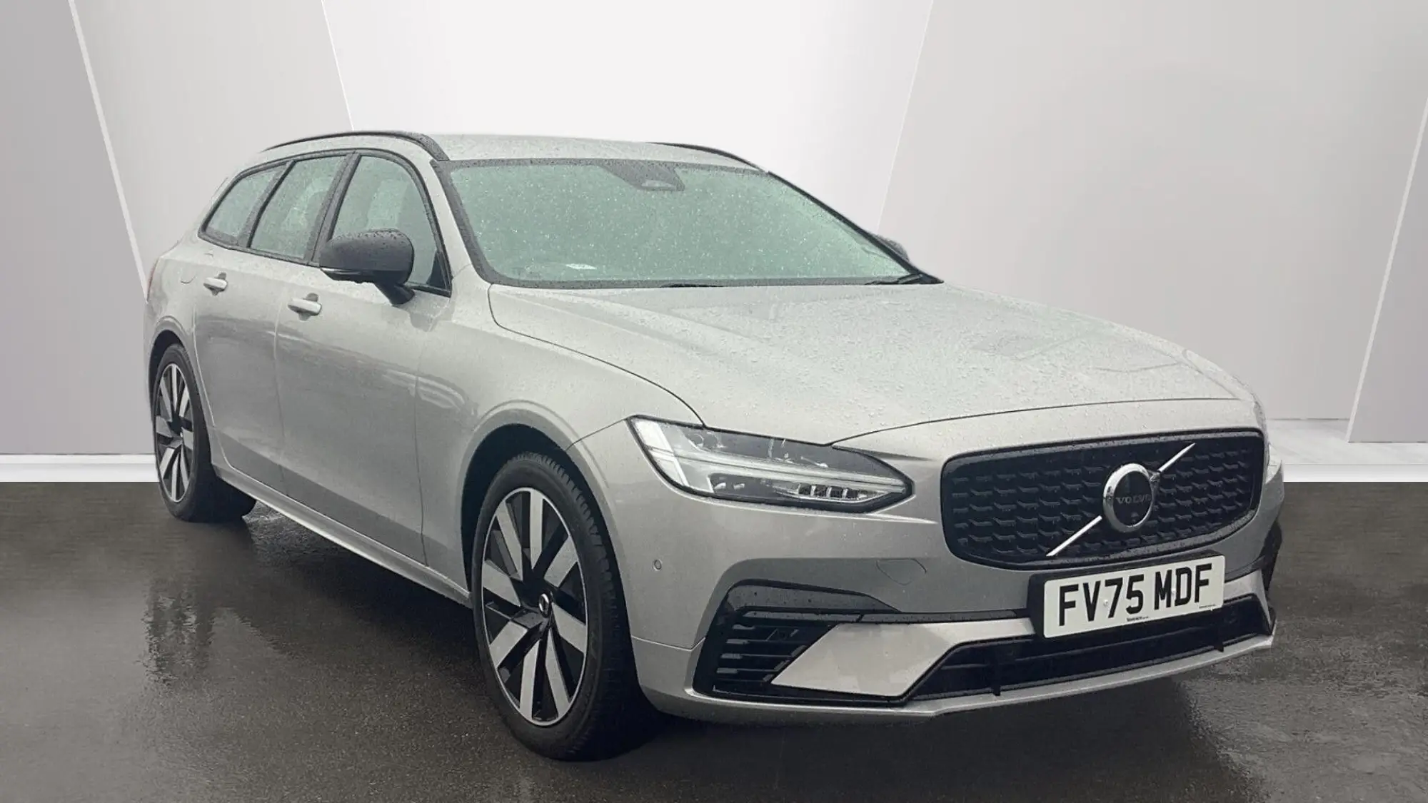 Volvo V90 Plug-In Hybrid 2.0h T6 18.8kWh Plus Auto AWD Euro 6 (s/s) 5dr FV75MDF Image 1