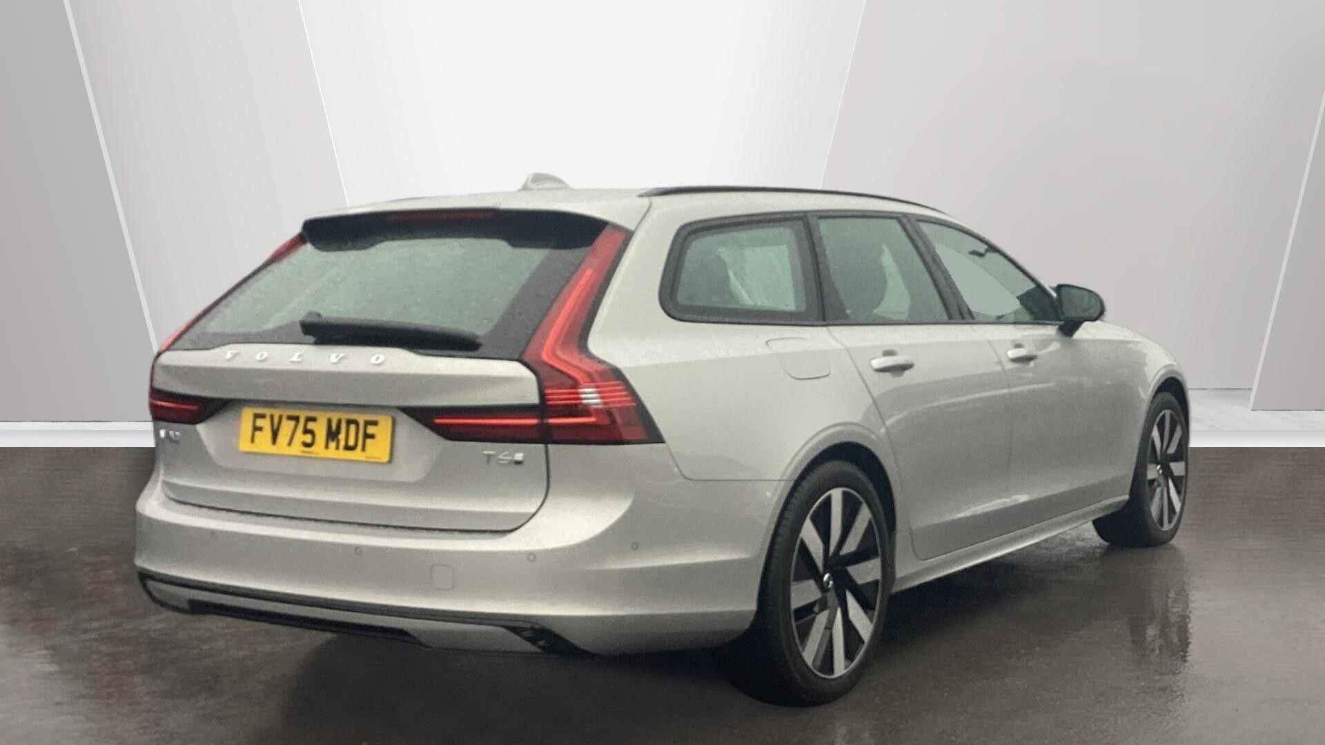 Volvo V90 Plug-In Hybrid 2.0h T6 18.8kWh Plus Auto AWD Euro 6 (s/s) 5dr FV75MDF Image 2