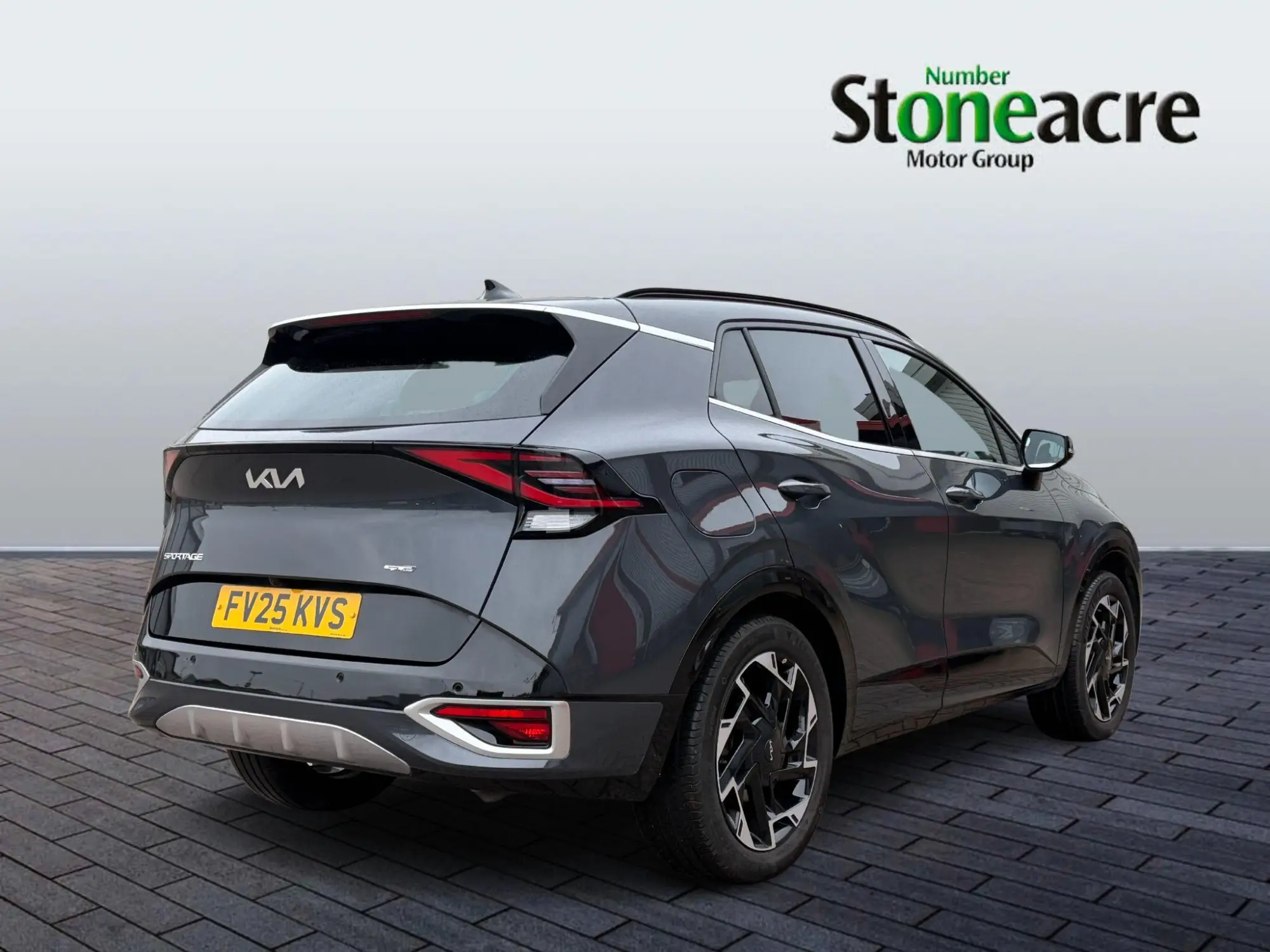Kia Sportage Plug-In Hybrid 1.6 T-GDi 13.8kWh GT-Line Auto AWD Euro 6 (s/s) 5dr FV25KVS Image 3