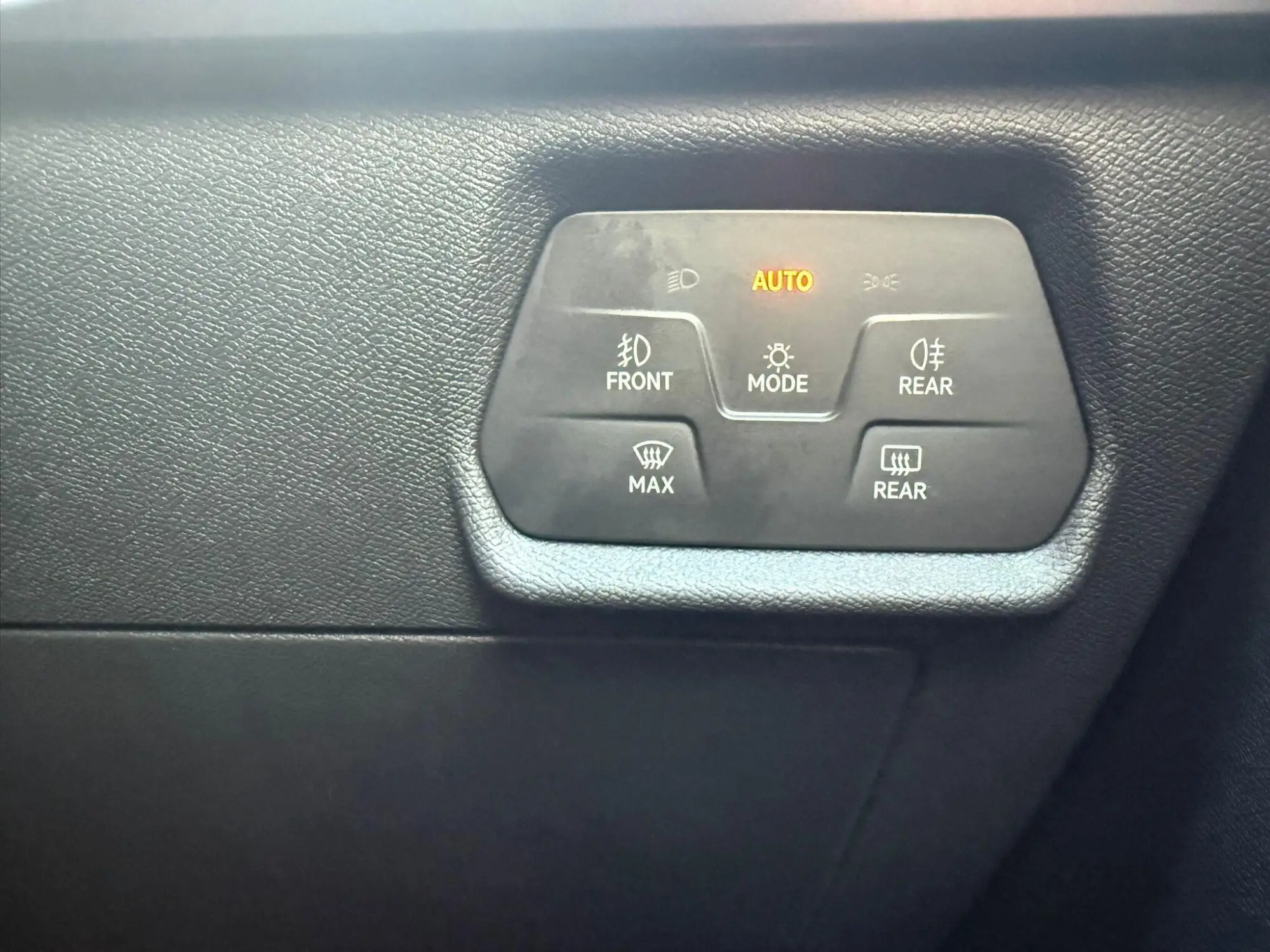 CUPRA Leon Image 11