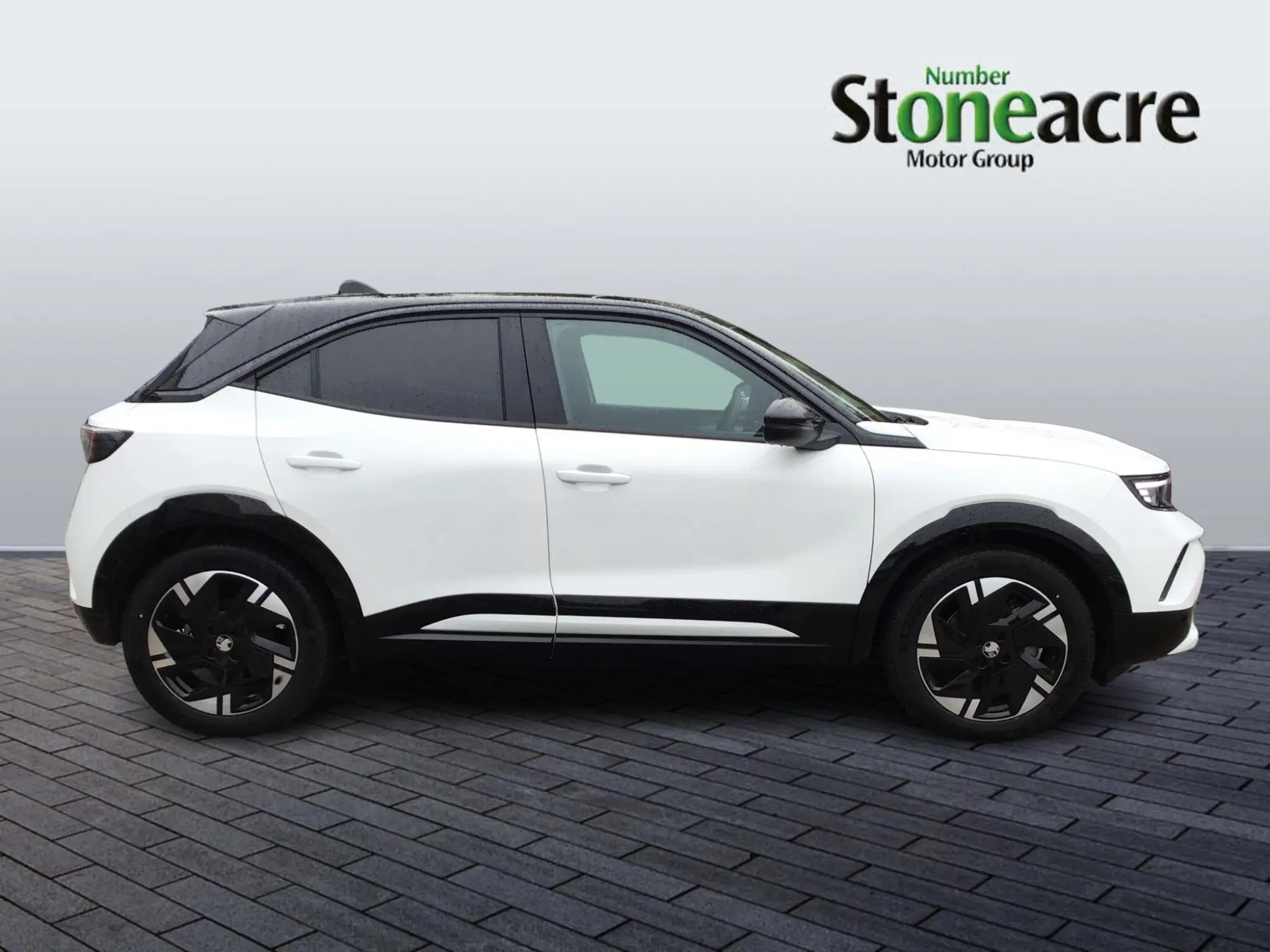 Vauxhall Mokka Electric 54kWh GS Auto 5dr YY75ULS Image 2