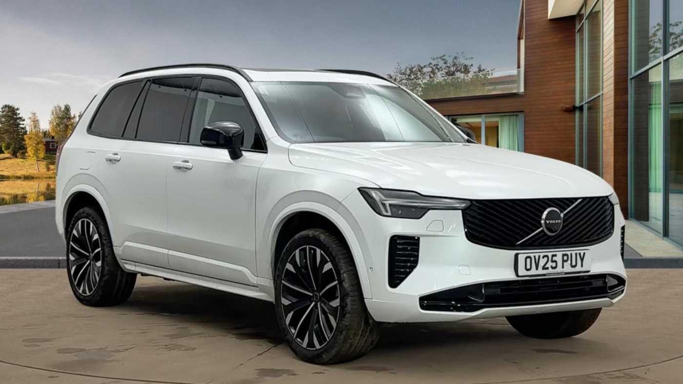 Volvo XC90 2.0 B5 MHEV Plus Auto 4WD Euro 6 (s/s) 5dr OV25PUY Image 1