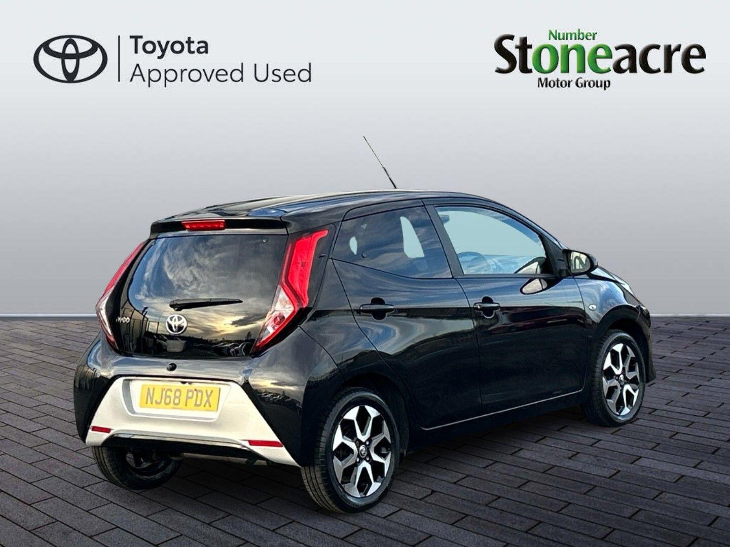 Toyota Aygo 1.0 VVT-i x-plore Hatchback 5dr Petrol Manual Euro 6 (71 ps) NJ68PDX Image 3
