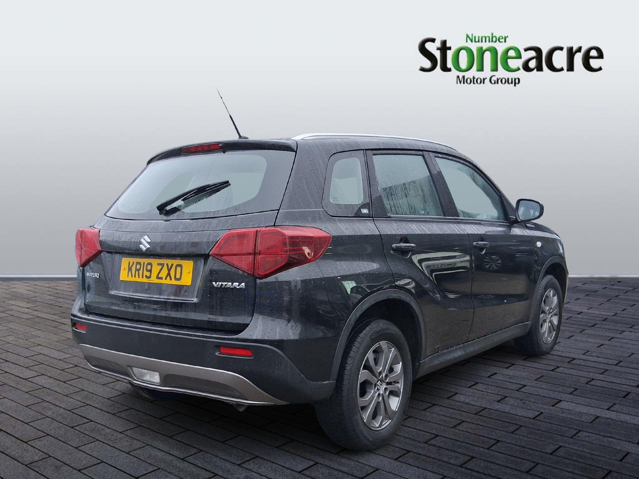 Suzuki Vitara 1.0 Boosterjet SZ4 SUV 5dr Petrol Manual Euro 6 (s/s) (111 ps) KR19ZXO Image 3
