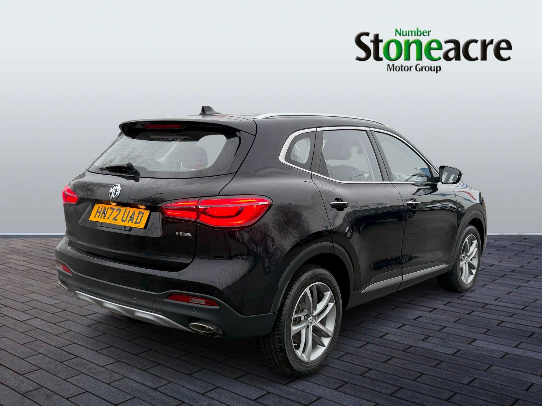 MG HS 1.5 T-GDI Excite 5dr DCT HN72UAD Image 3