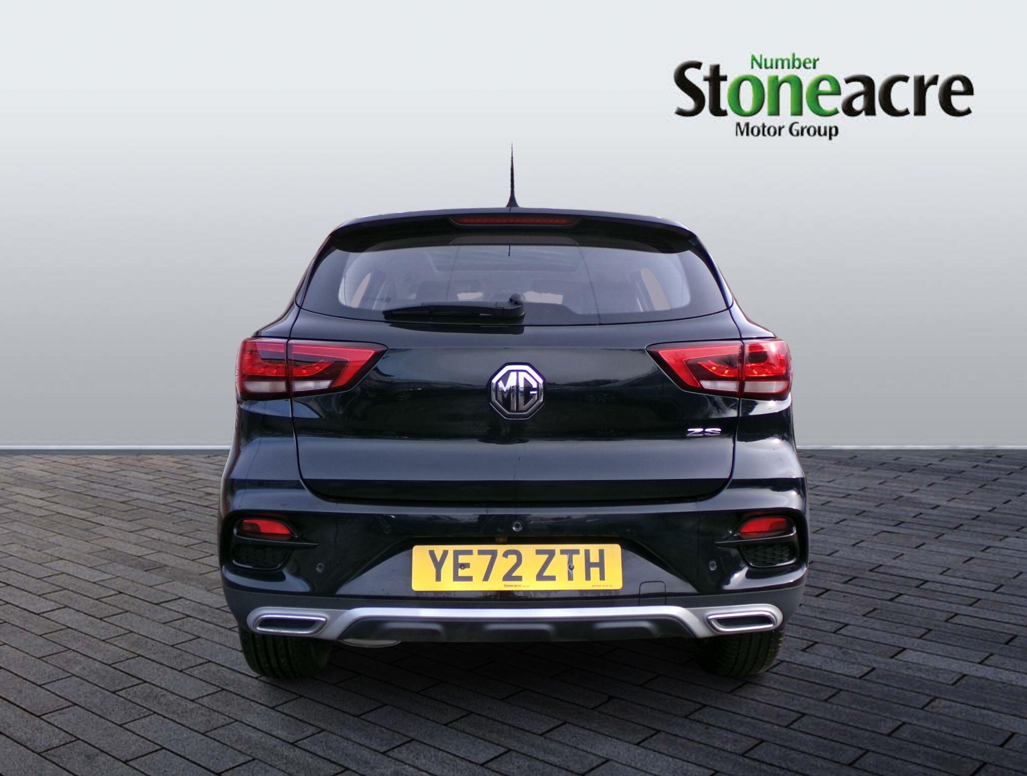 MG ZS 1.0 T-GDI Exclusive SUV 5dr Petrol Manual Euro 6 (111 ps) YE72ZTH Image 3