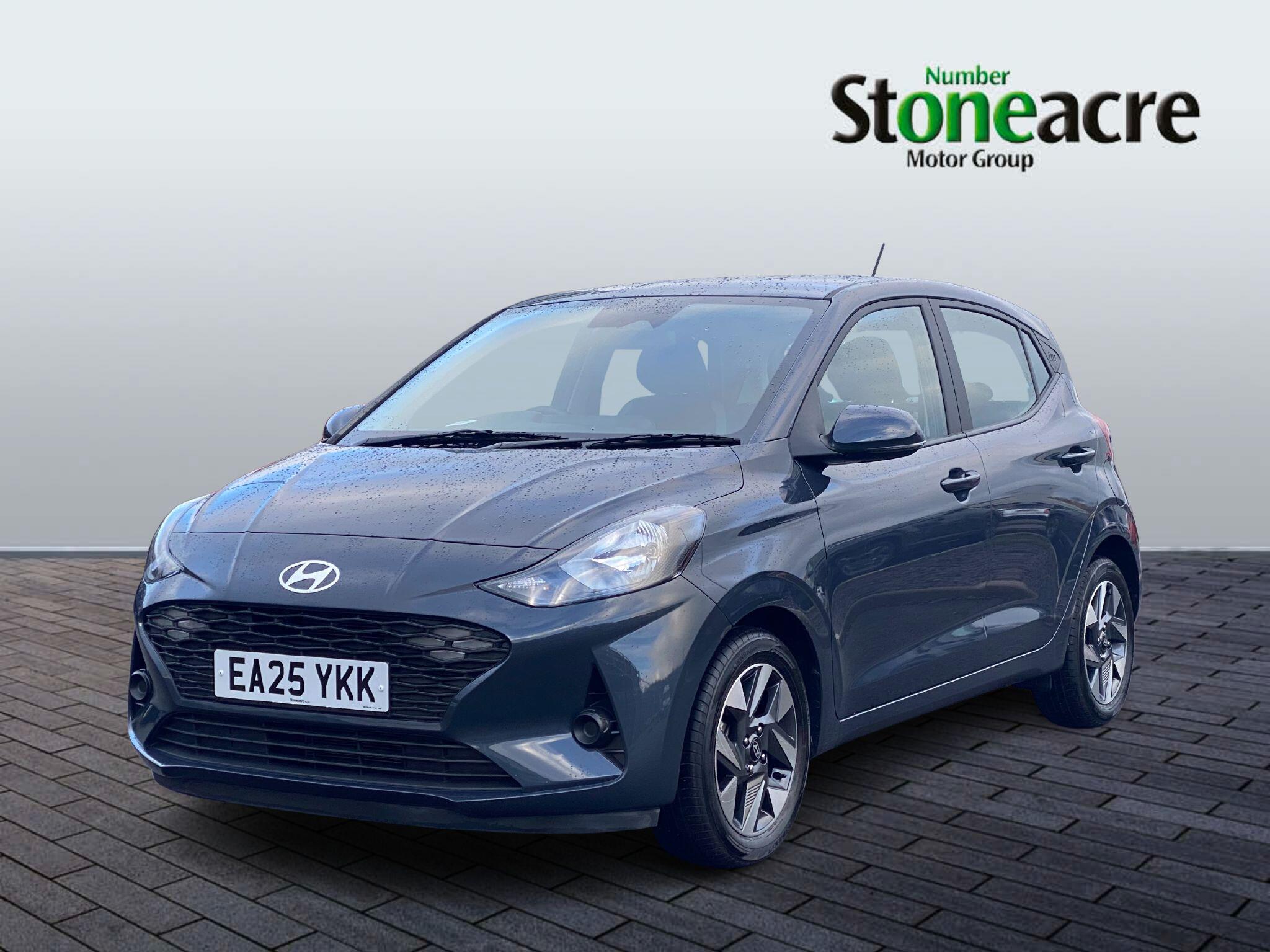 Hyundai i10 1.0 Advance Auto Euro 6 (s/s) 5dr EA25YKK Image 3