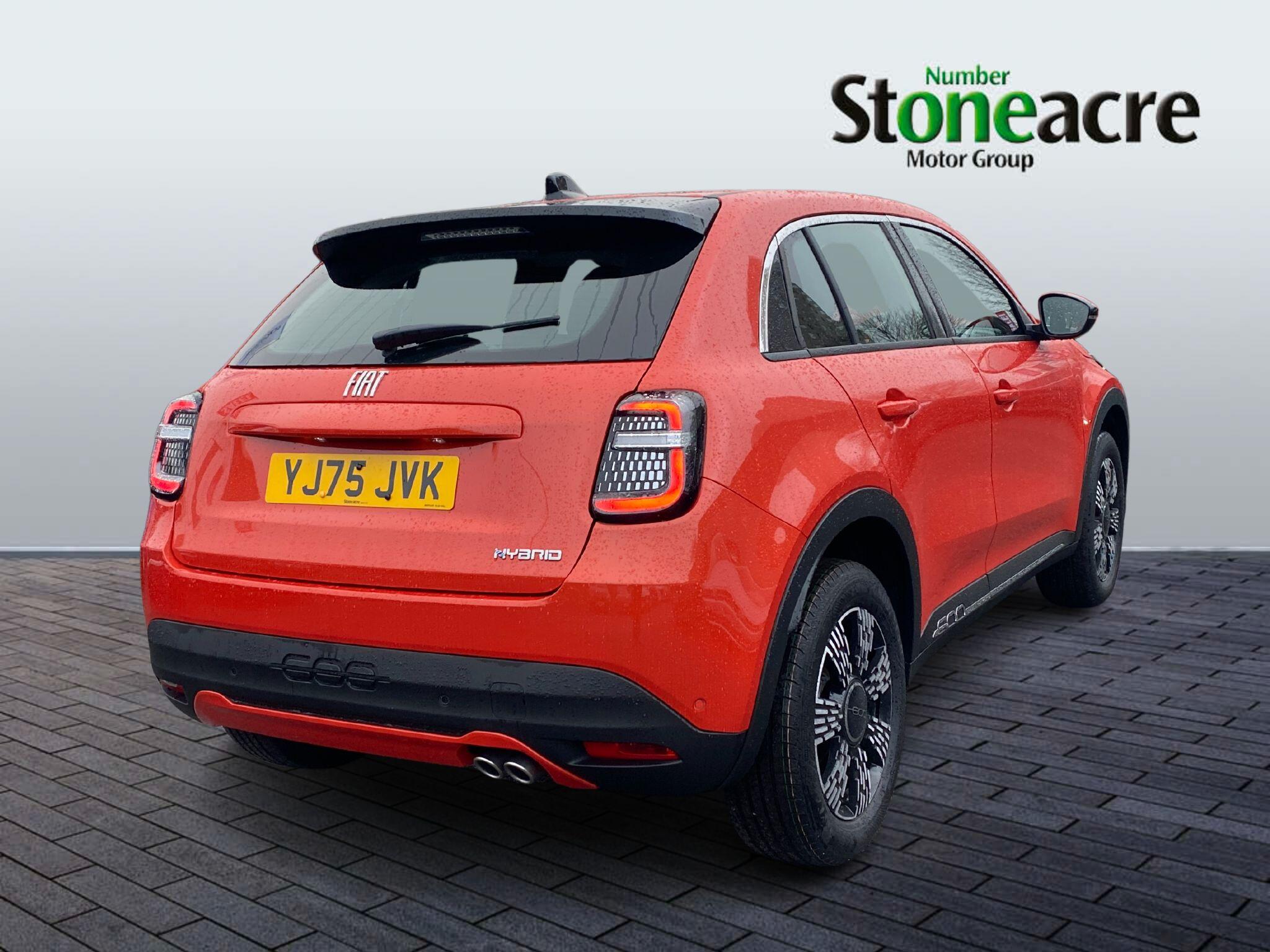 Fiat 600 1.2 MHEV 136 e-DCT Euro 6 (s/s) 5dr YJ75JVK Image 2