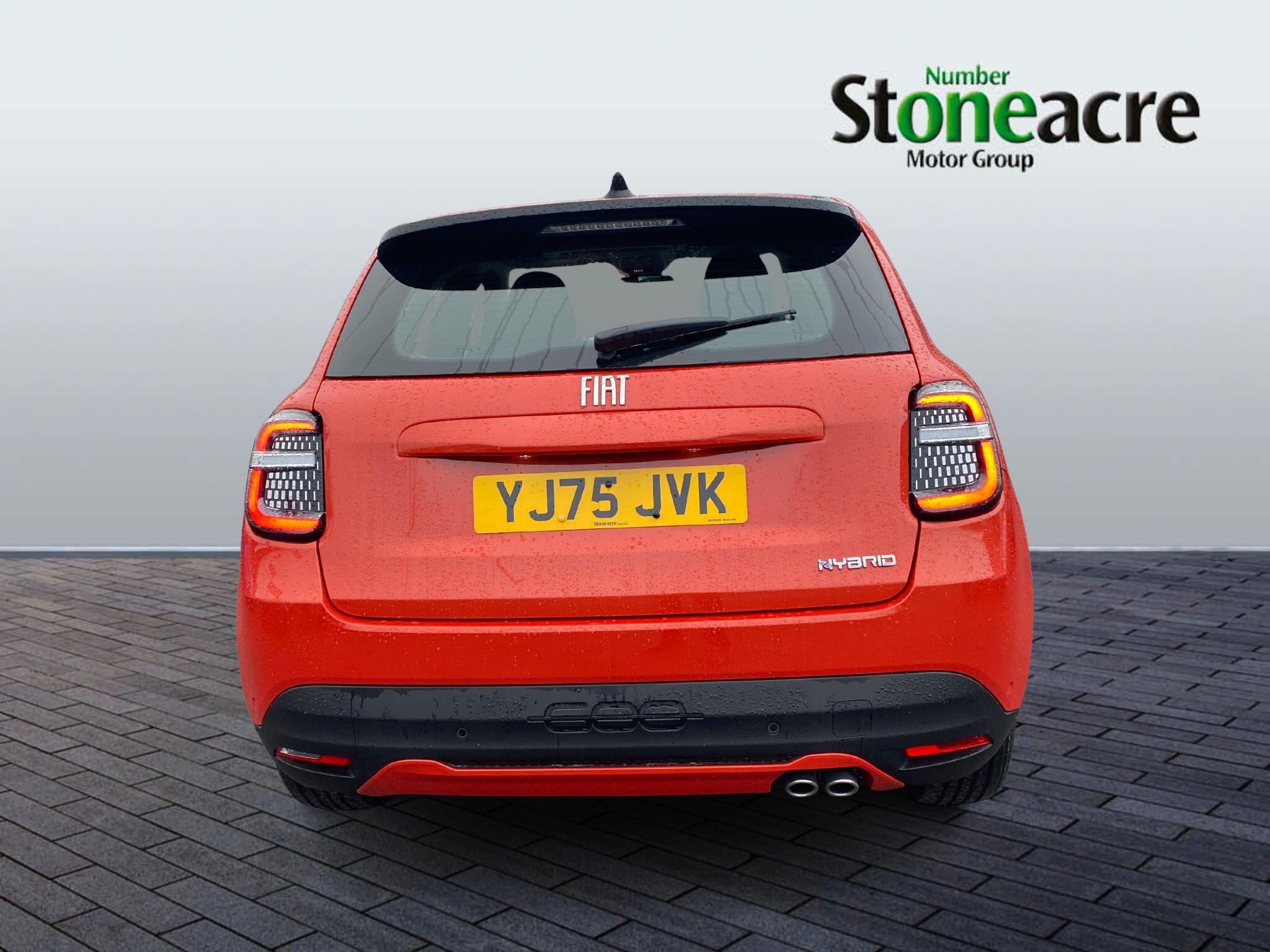 Fiat 600 1.2 MHEV 136 e-DCT Euro 6 (s/s) 5dr YJ75JVK Image 3