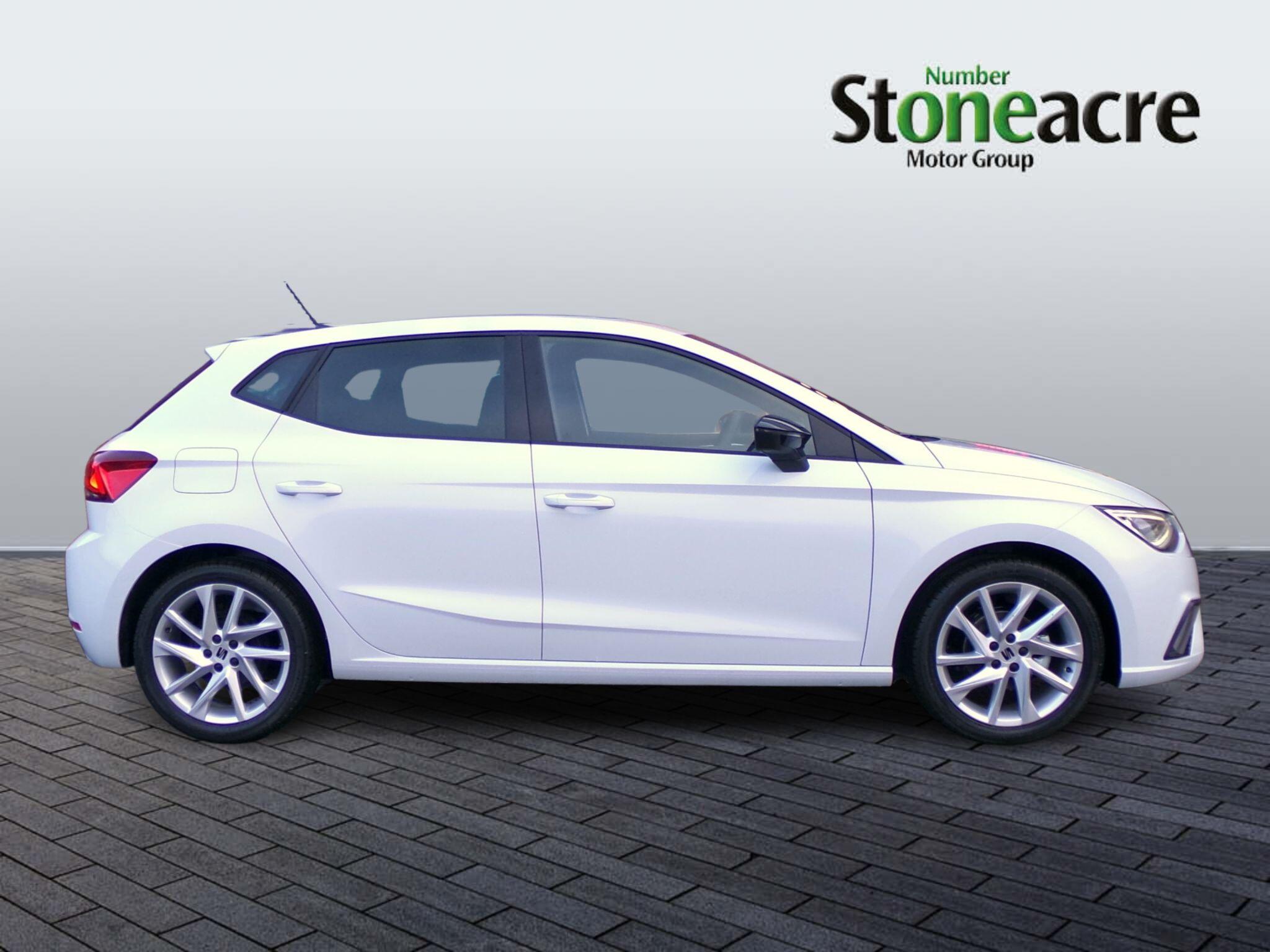 SEAT Ibiza 1.0 TSI 95 FR 5dr YS75BWU Image 2