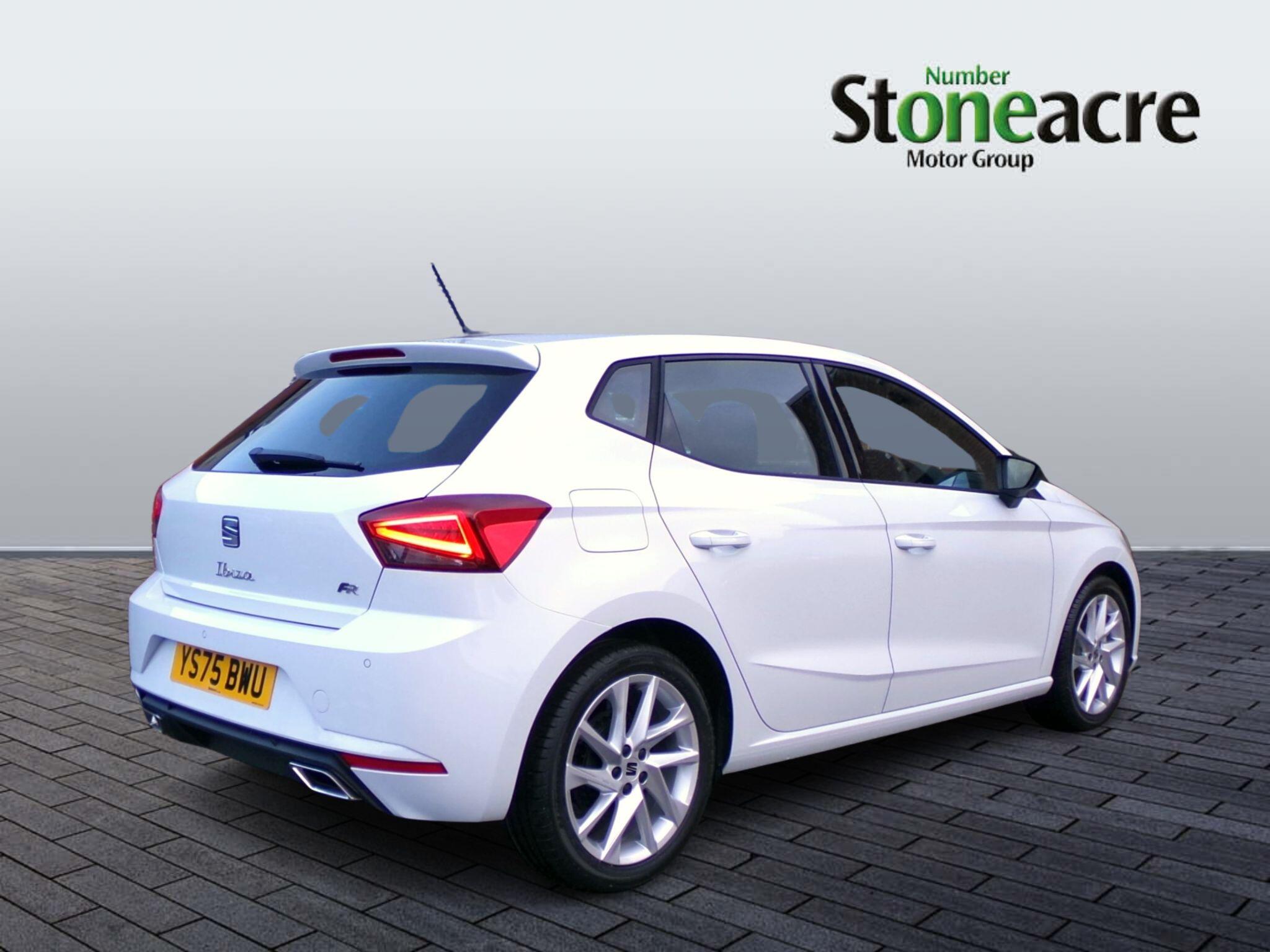 SEAT Ibiza 1.0 TSI 95 FR 5dr YS75BWU Image 3