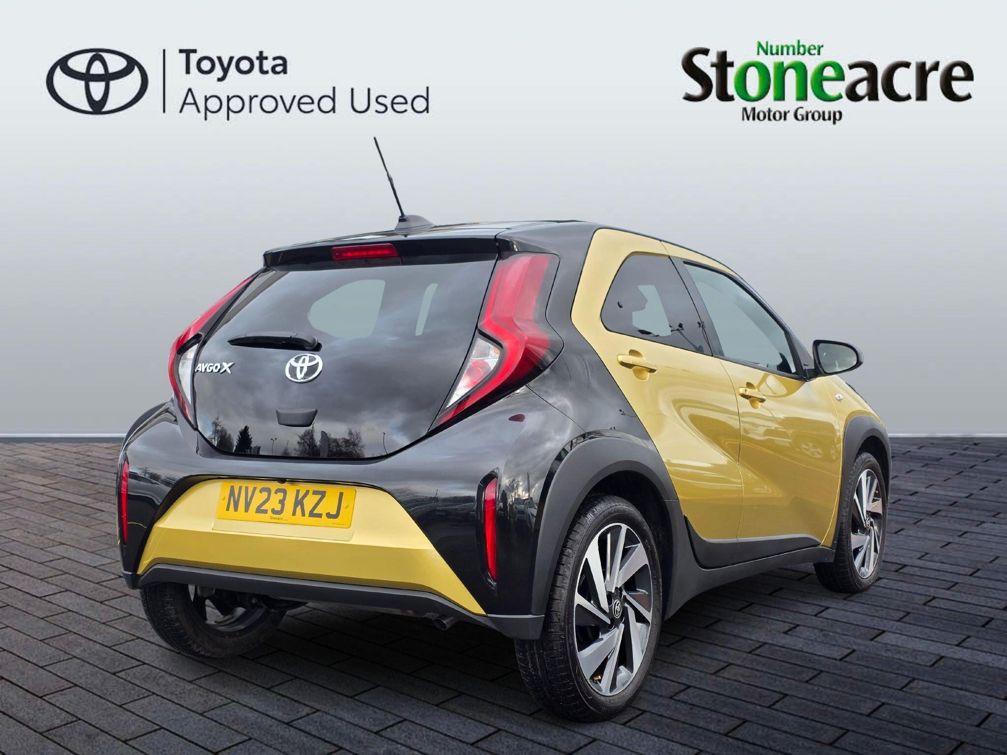 Toyota Aygo X 1.0 VVT-i Edge x-shift Euro 6 (s/s) 5dr NV23KZJ Image 2