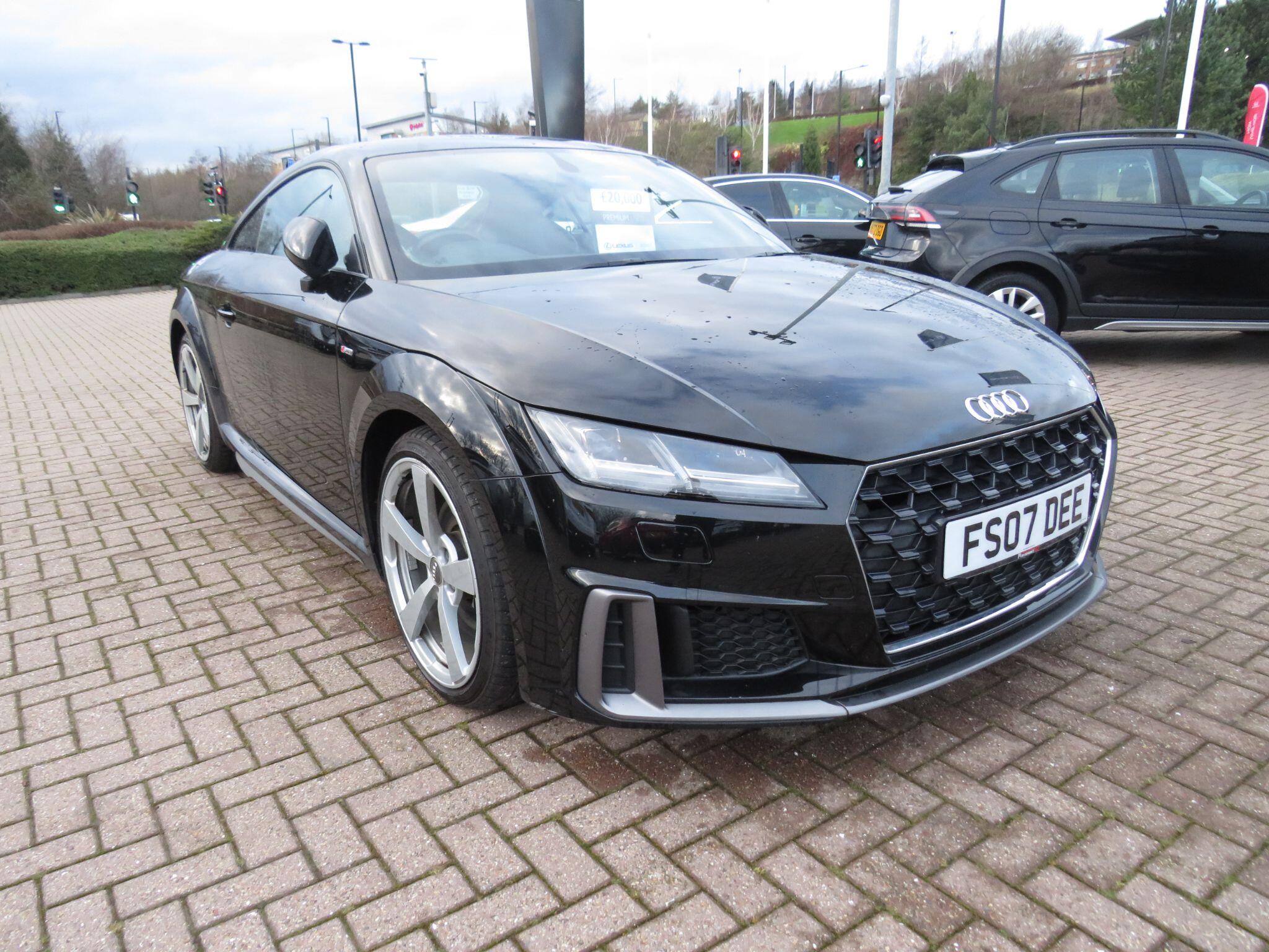 Audi TT 2.0 TFSI 40 S line S Tronic Euro 6 (s/s) 3dr DH19FSU Image 1
