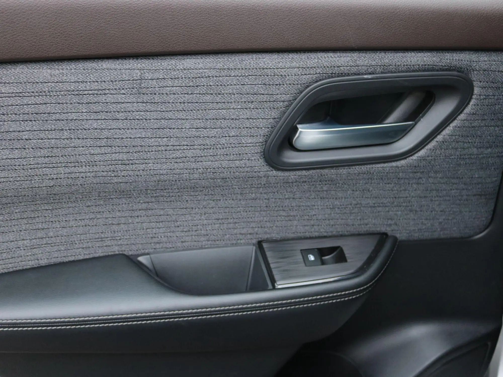 Nissan X-Trail e-POWER Image 25
