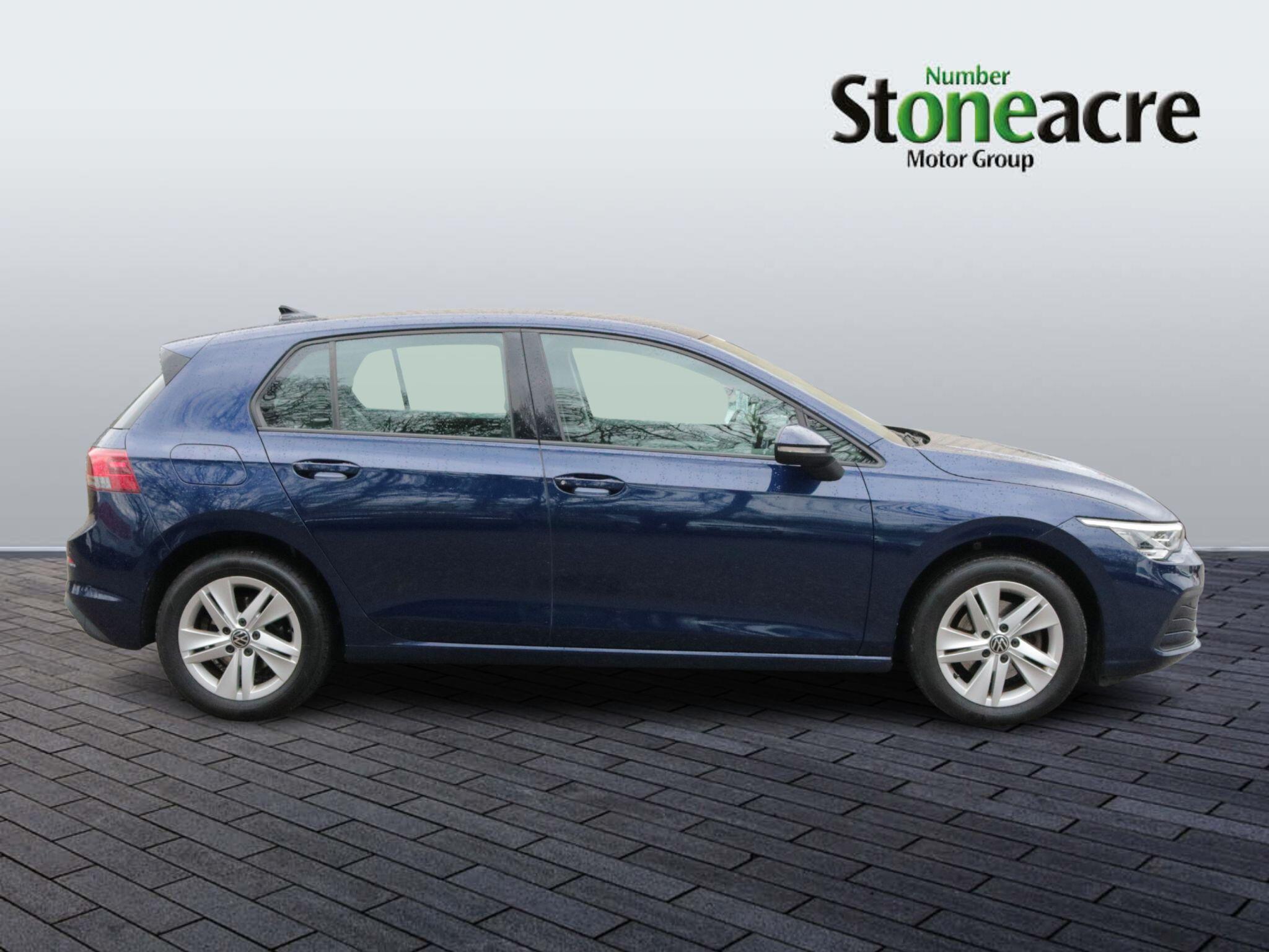 Volkswagen Golf 1.5 TSI Life 5dr ST70EYA Image 2