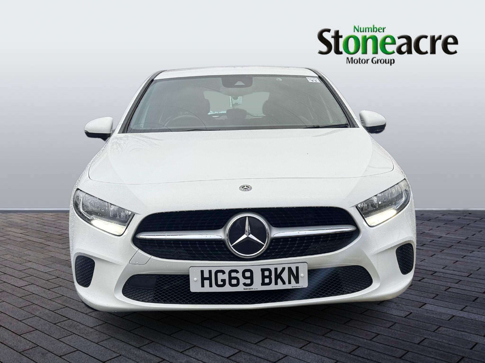 Mercedes-Benz A-Class 1.3 A180 SE Hatchback 5dr Petrol 7G-DCT Euro 6 (s/s) (136 ps) HG69BKN Image 2