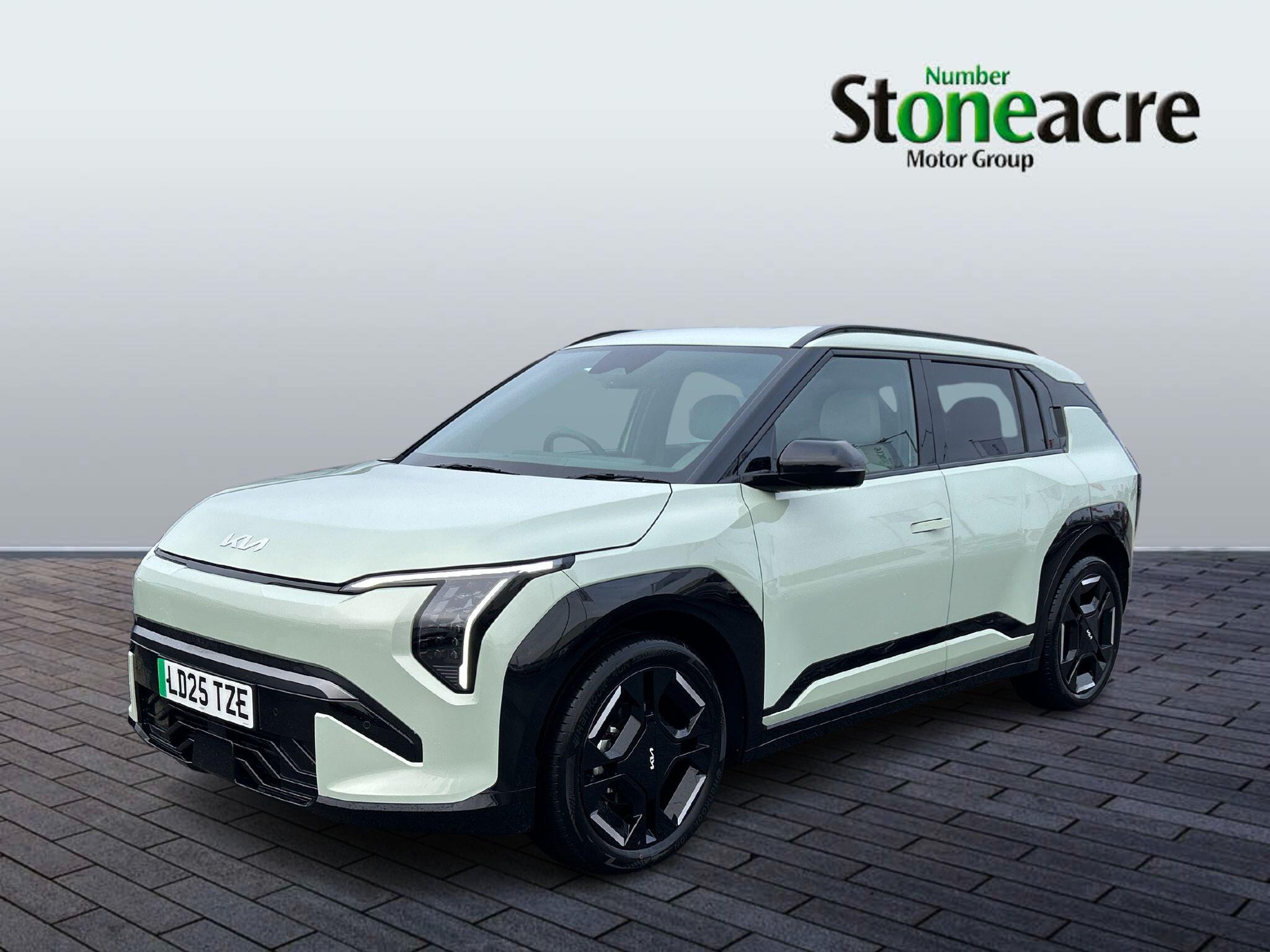 Kia EV3 81.4kWh GT-Line Auto 5dr LD25TZE Image 3