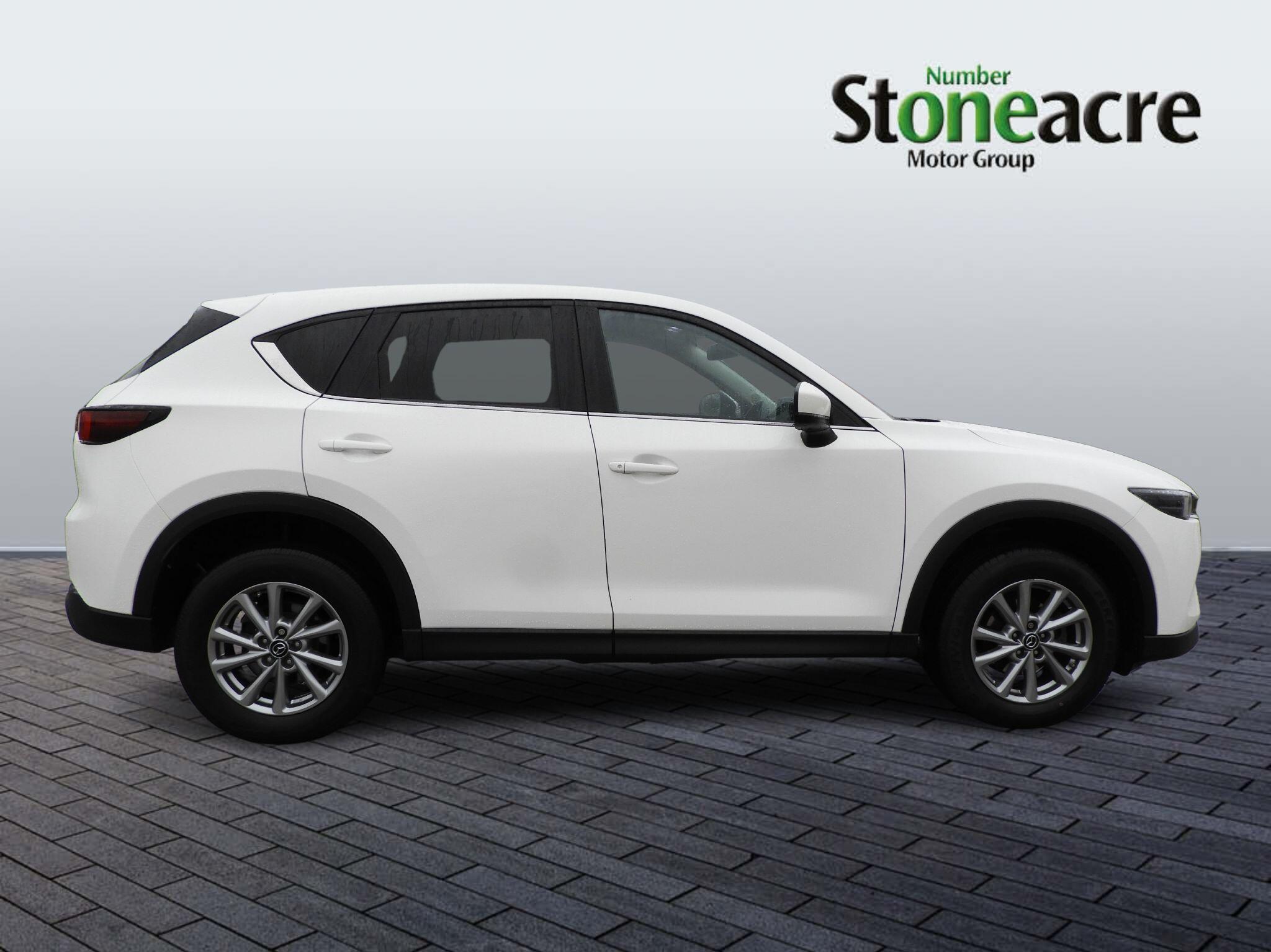 Mazda CX-5 2.0 e-SKYACTIV G MHEV Centre-Line Auto Euro 6 (s/s) 5dr LP73HSG Image 2
