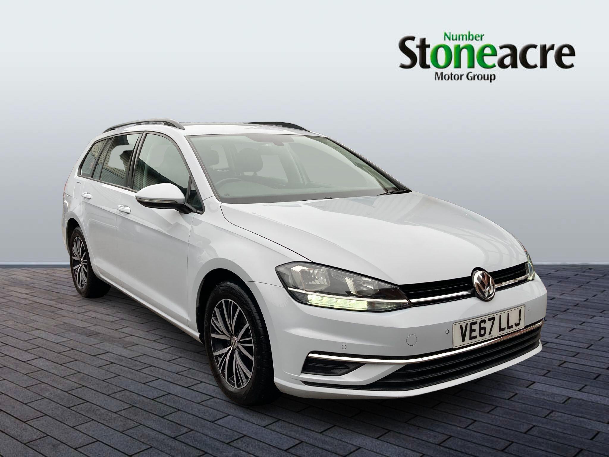 Volkswagen Golf 2.0 TDI SE Nav Euro 6 (s/s) 5dr VE67LLJ Image 1