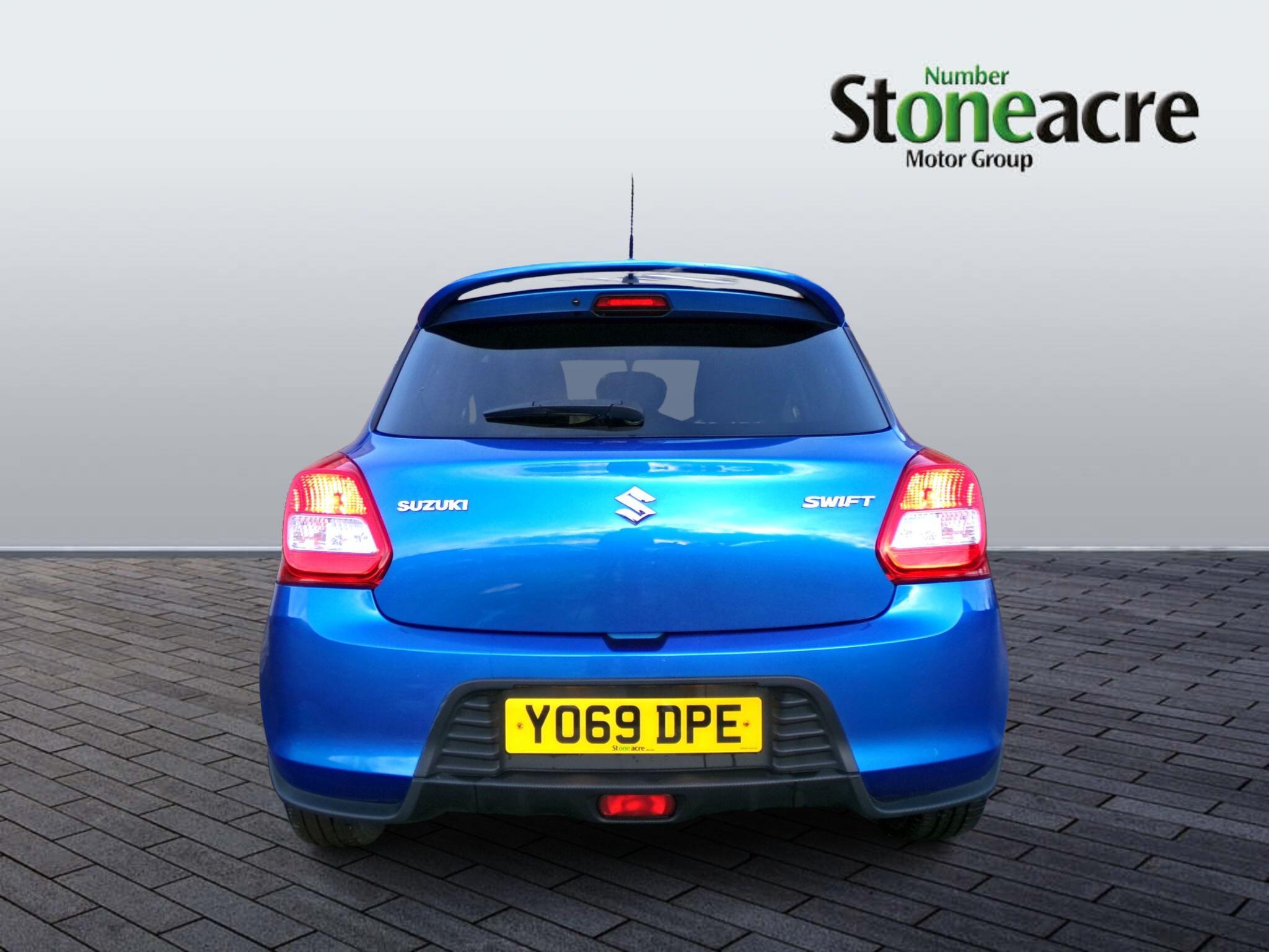 Suzuki Swift 1.2 Dualjet Attitude 5dr YO69DPE Image 3