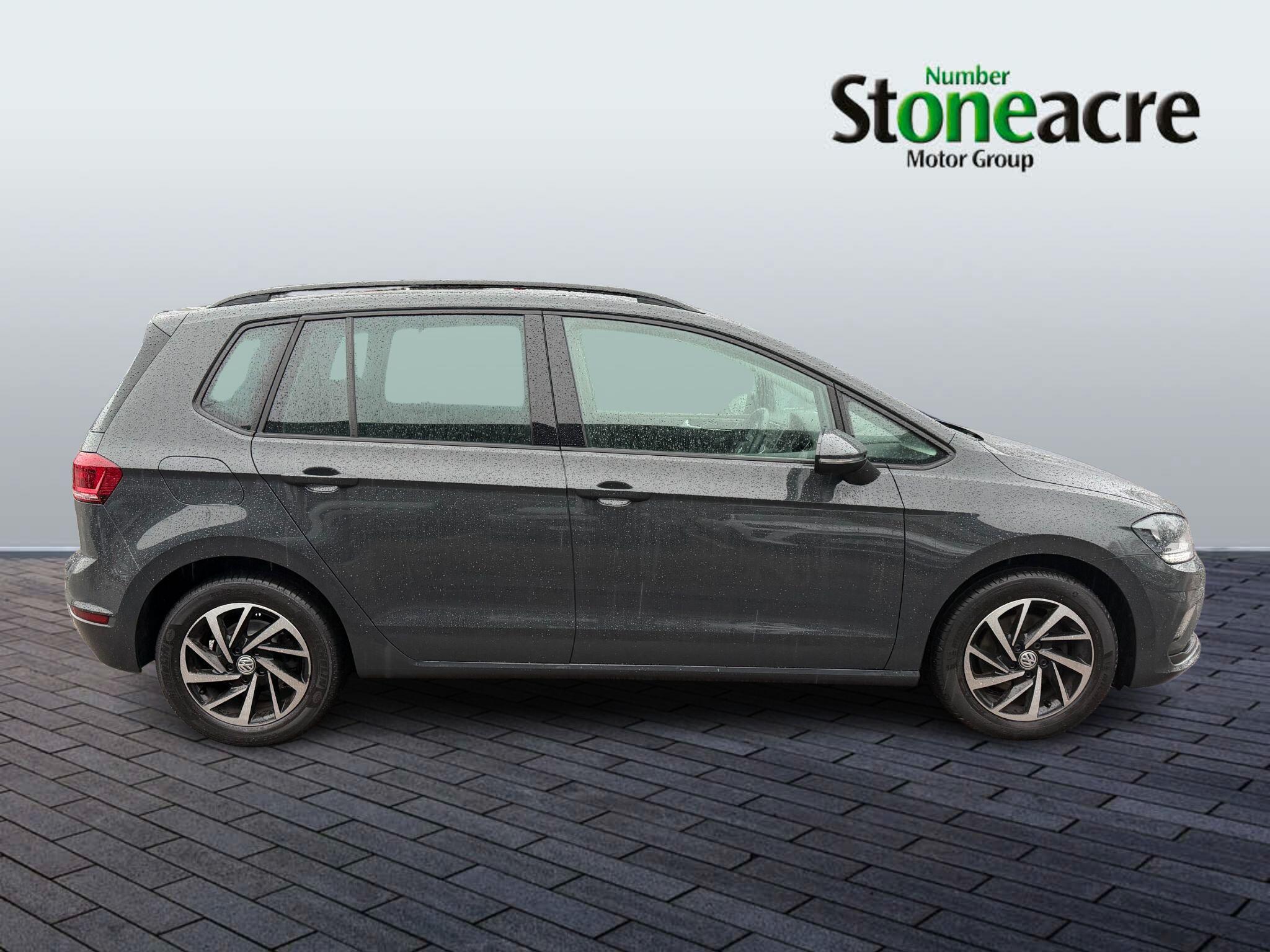 Volkswagen Golf SV 1.5 TSI EVO Match DSG Euro 6 (s/s) 5dr WV69VRK Image 2