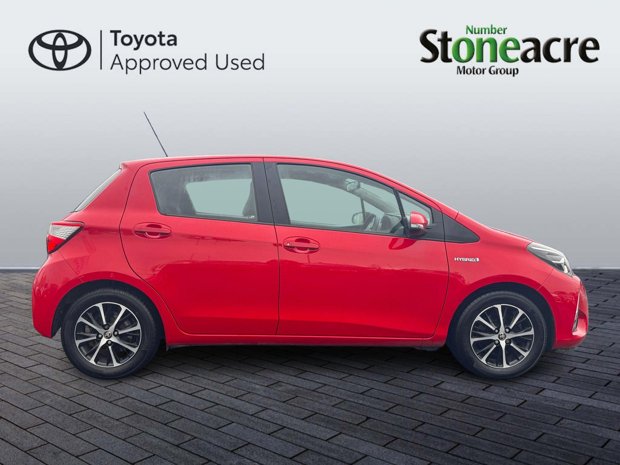 Toyota Yaris 1.5 VVT-h Icon Tech Hatchback 5dr Petrol Hybrid E-CVT Euro 6 (s/s) (100 ps) NU67MYS Image 2