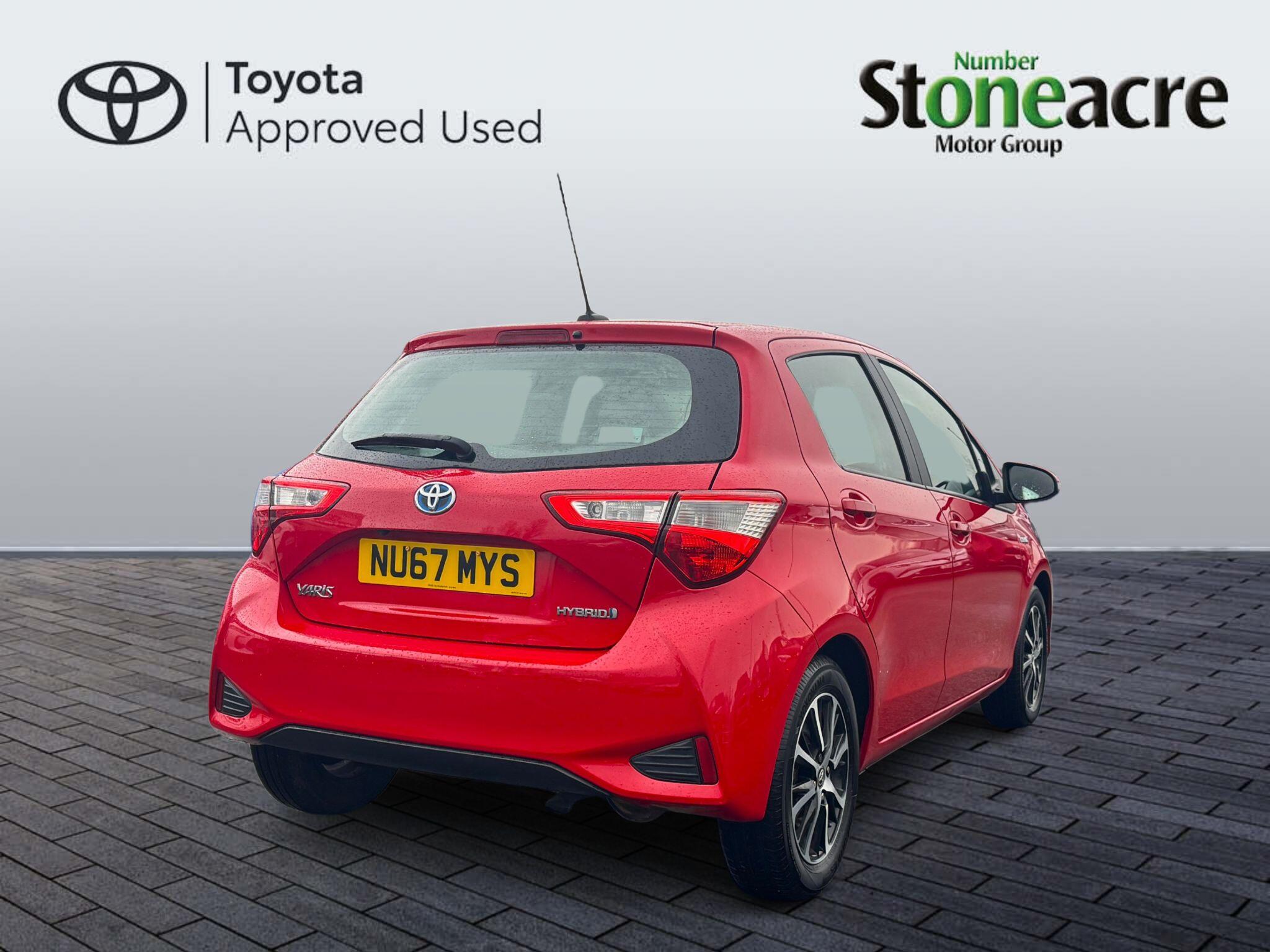 Toyota Yaris 1.5 VVT-h Icon Tech Hatchback 5dr Petrol Hybrid E-CVT Euro 6 (s/s) (100 ps) NU67MYS Image 3