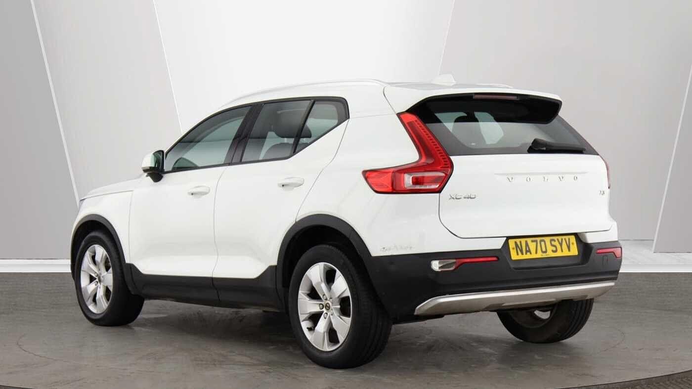 Volvo XC40 1.5 T3 [163] Momentum 5dr NA70SYV Image 3