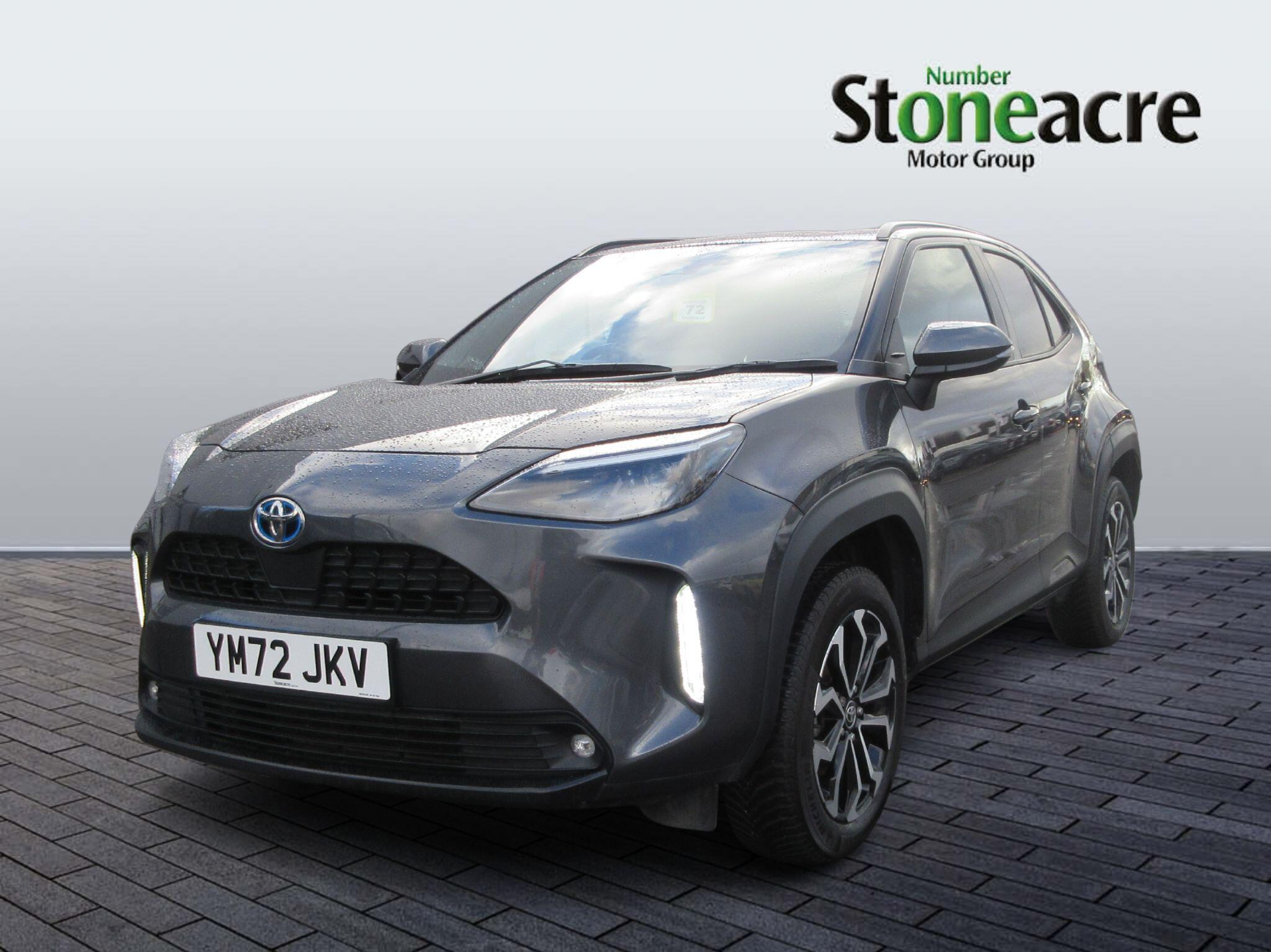 Toyota Yaris Cross 1.5 Hybrid Design 5dr CVT YM72JKV Image 3