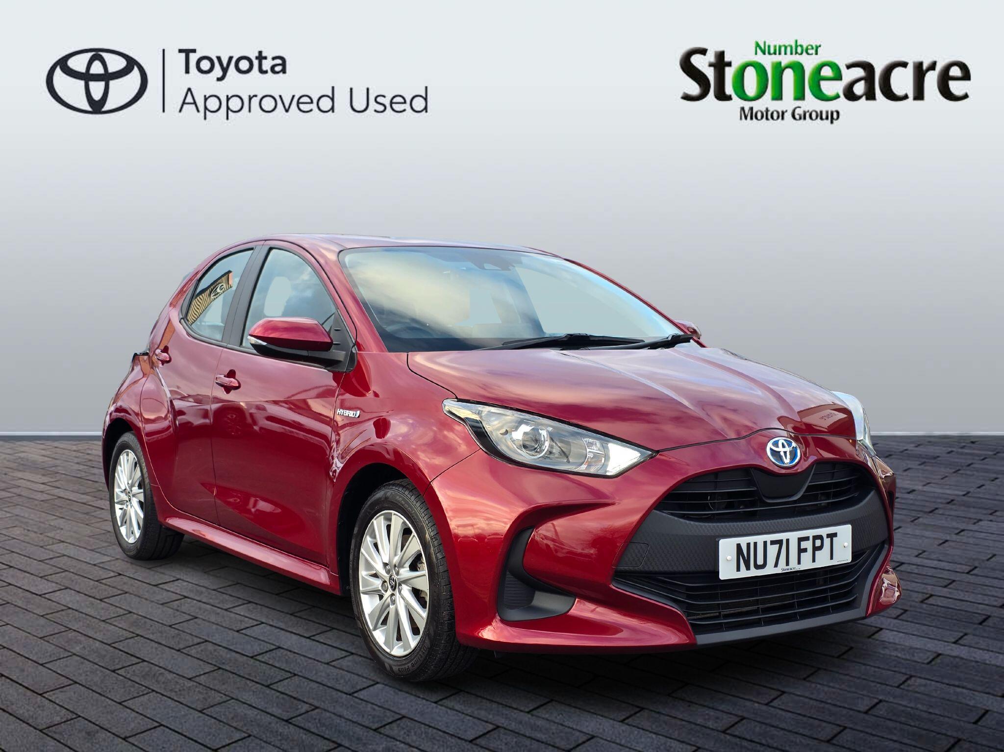 Toyota Yaris 1.5 Hybrid Icon 5dr CVT NU71FPT Image 1