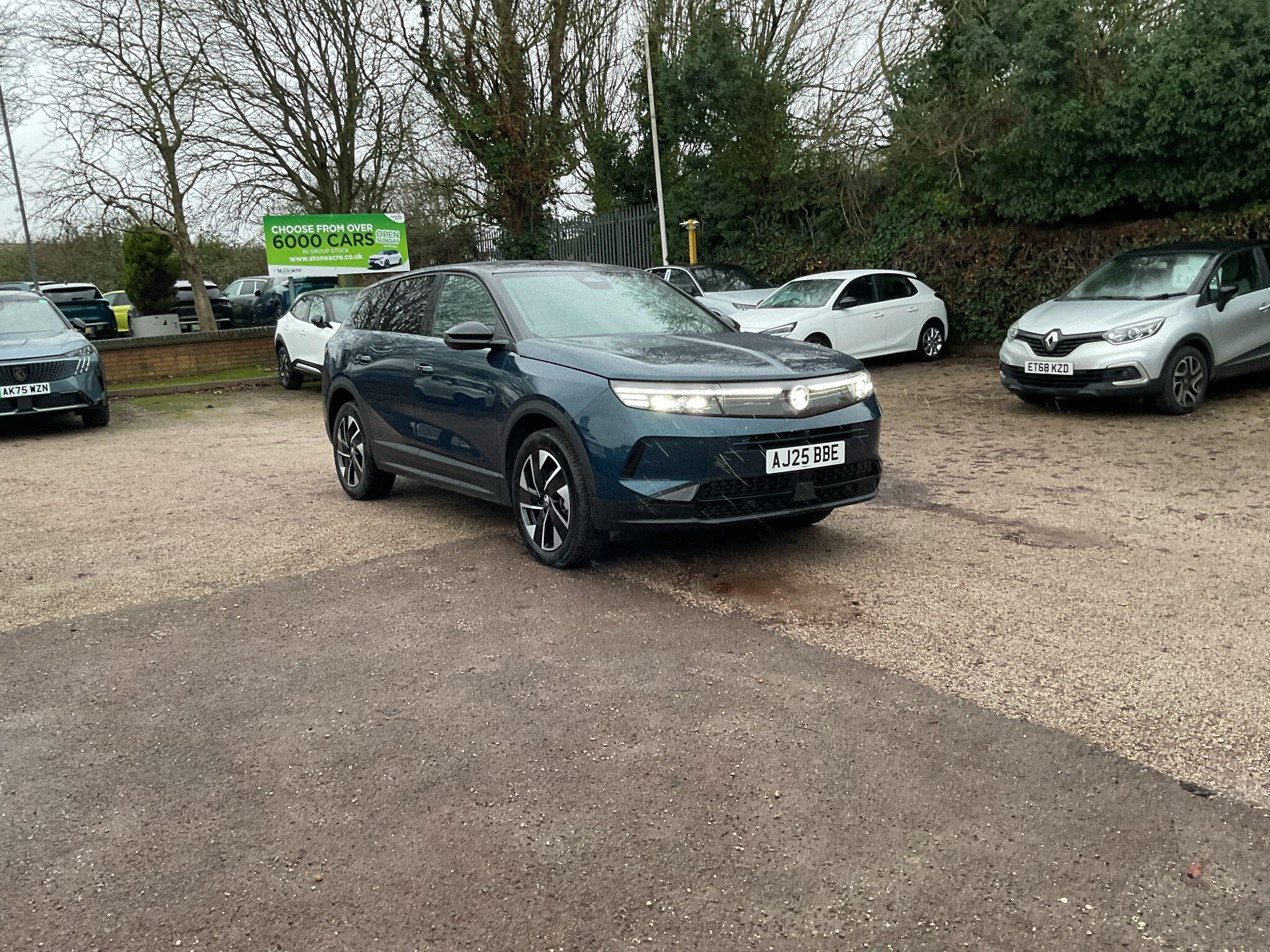 Vauxhall Grandland 1.2 MHEV Ultimate e-DCT Euro 6 (s/s) 5dr AJ25BBE Image 1