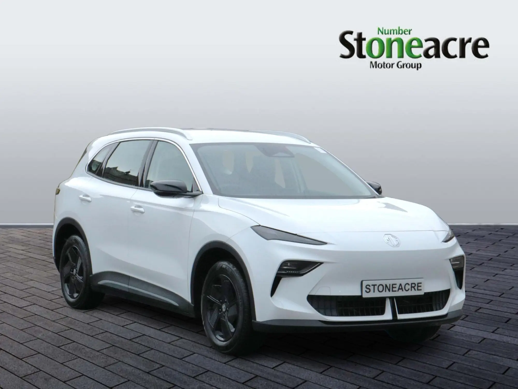 MG S5 EV 49kWh SE Auto 5dr MC75HXF Image 1