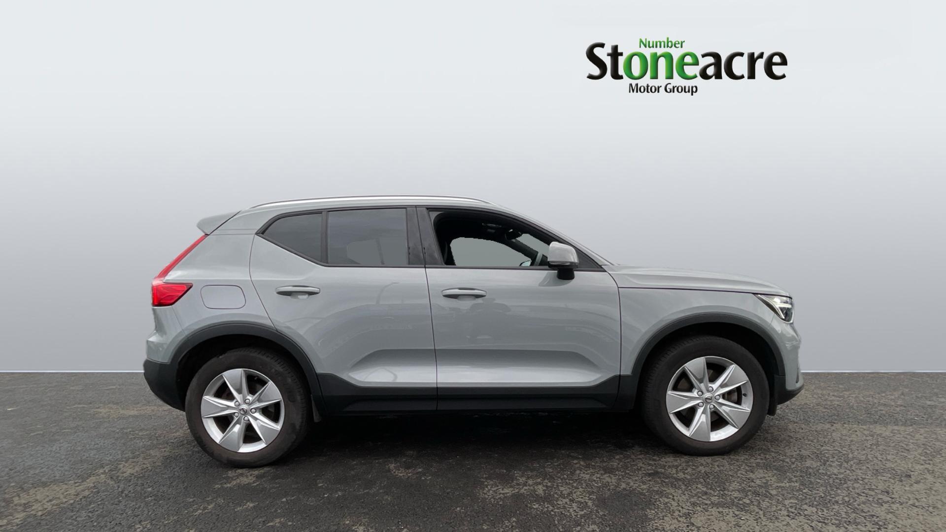 Volvo XC40 Core B3 (163 hp) Auto NK23LBZ Image 3