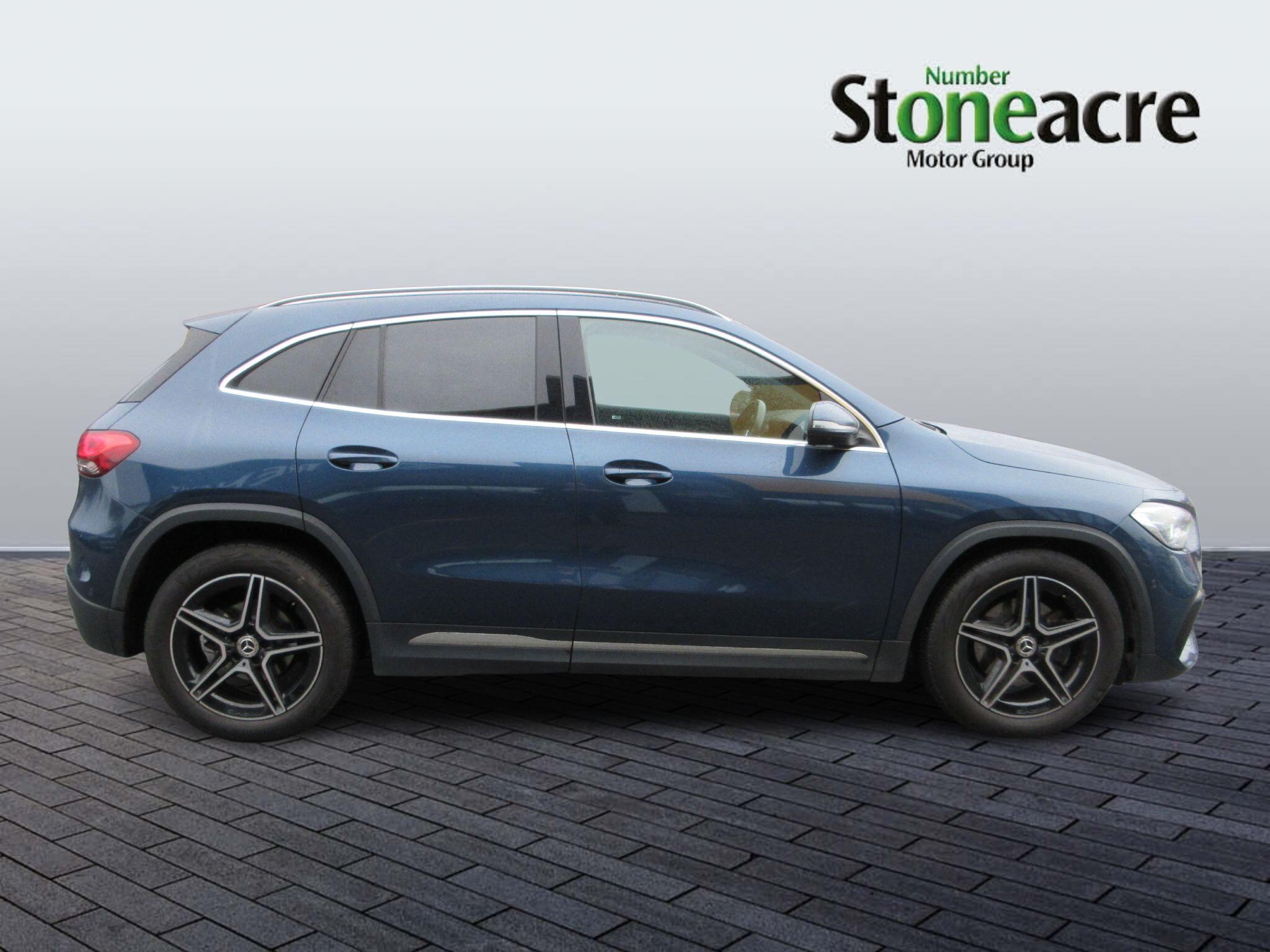 Mercedes-Benz GLA 1.3 GLA200 AMG Line (Executive) 7G-DCT Euro 6 (s/s) 5dr DM03KLM Image 2